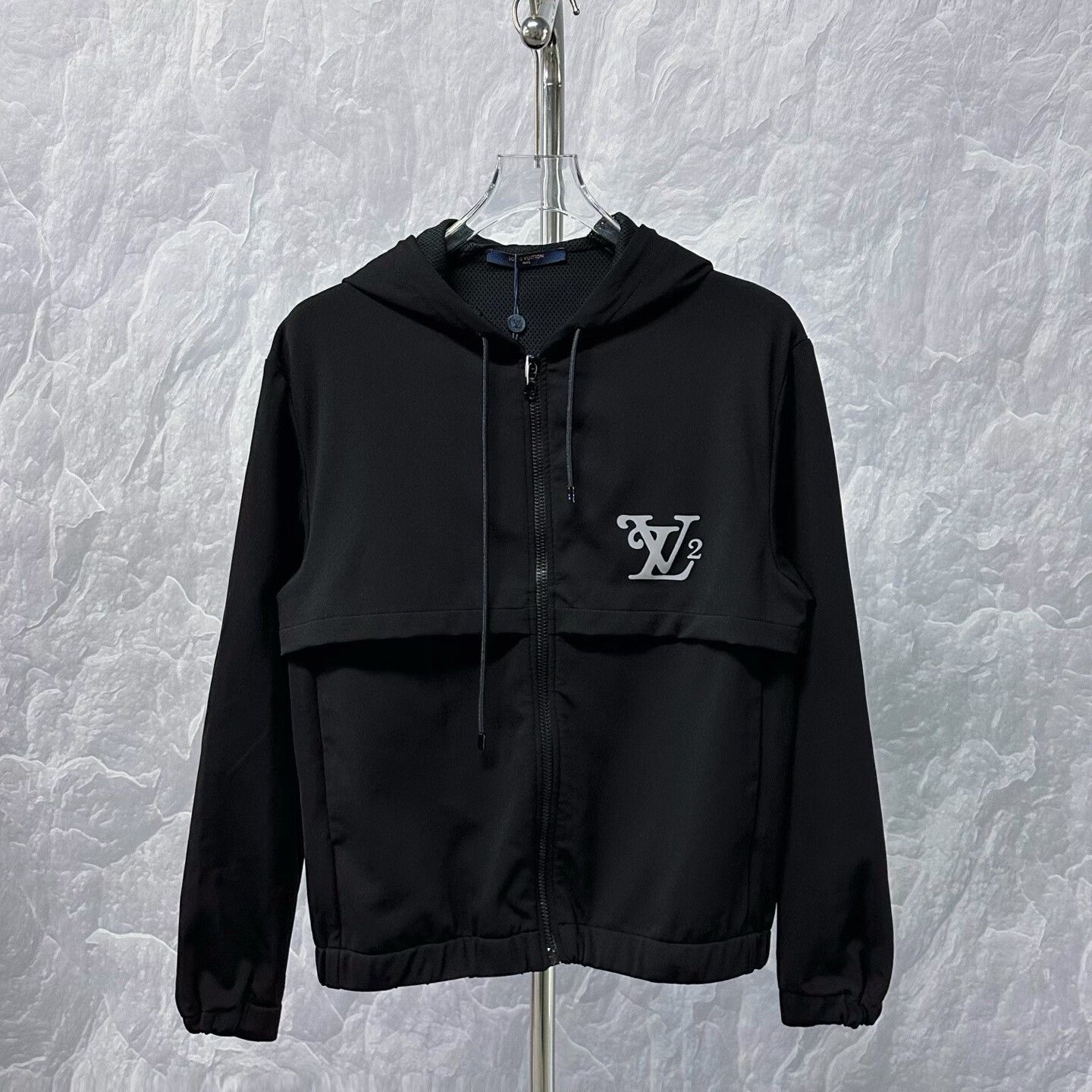 Louis Vuitton louis vuitton nigo reflective logo hooded jacket Size US XS / EU 42 / 0 - 1 Thumbnail