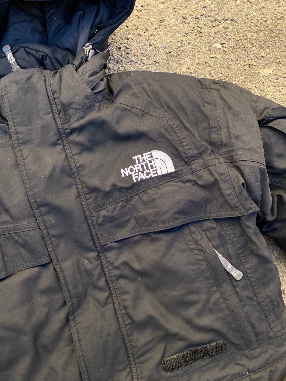 The North Face Vintage The North Face y2k distressed down jacket Size US M / EU 48-50 / 2 - 8 Thumbnail