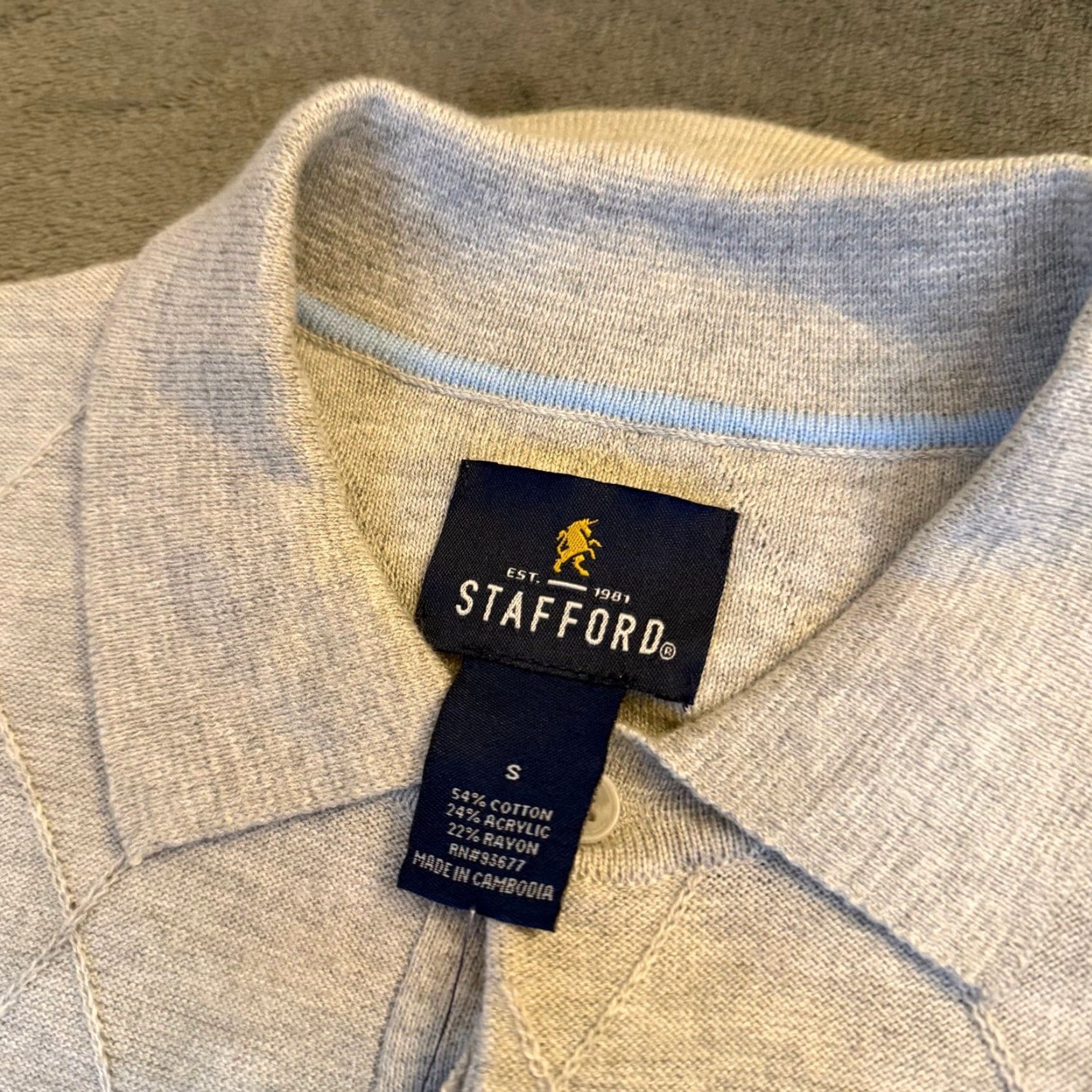 Stafford Stafford Polo Shirt Short Sleeve Argyle/Diamond Knit Mens Size S NWT Gray Acrylic Blend 54% Cotton 24% Acrylic 22% Rayon Size US S / EU 44-46 / 1 - 3 Thumbnail