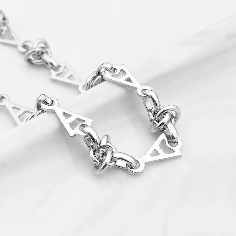 Vintage Vintage 18CM Goth Silver Bracelet Size ONE SIZE - 2 Thumbnail