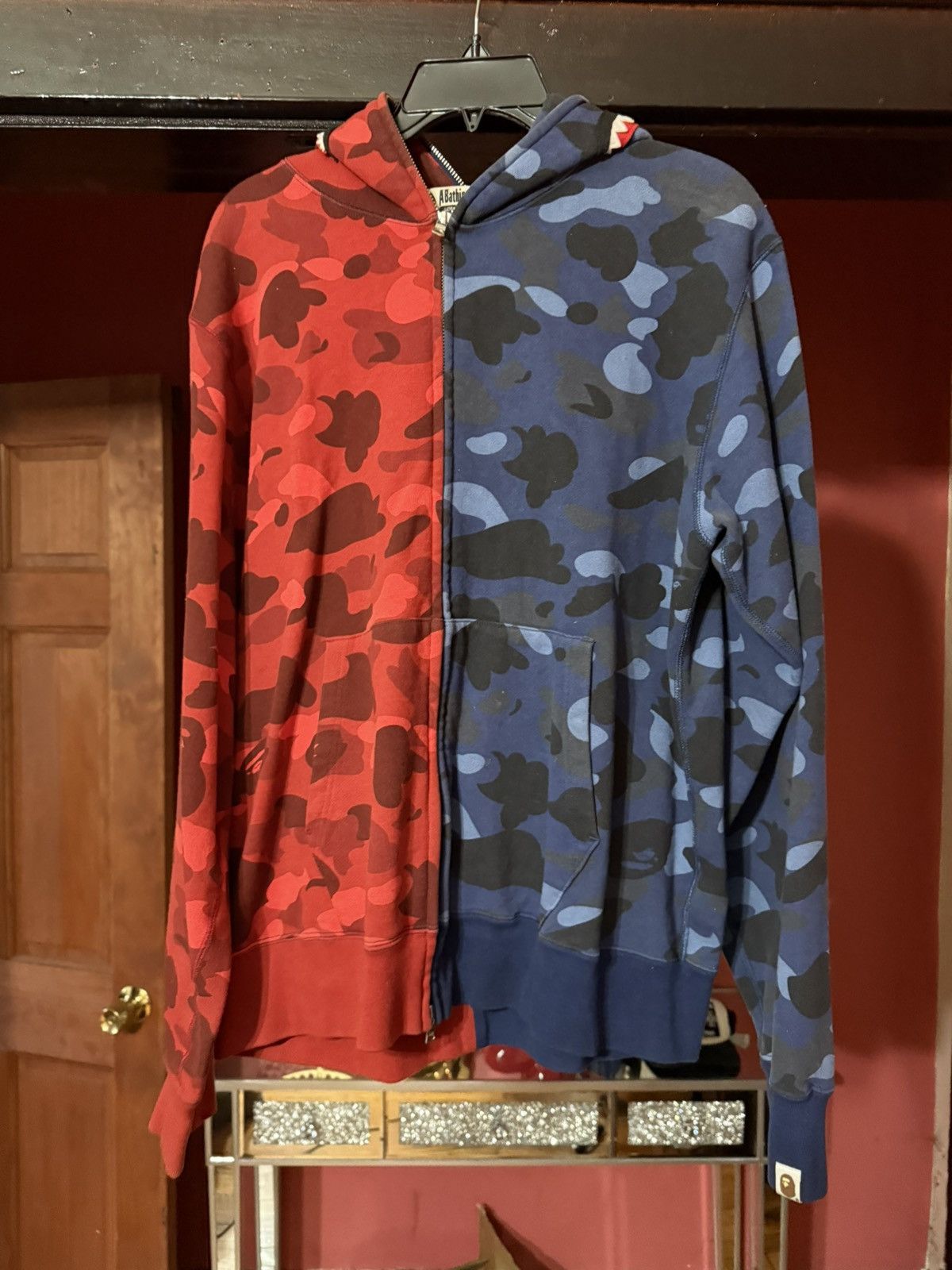Bape Bape Red Camo Blue Camo Zip Up Size Large Size US L / EU 52-54 / 3 - 1 Thumbnail