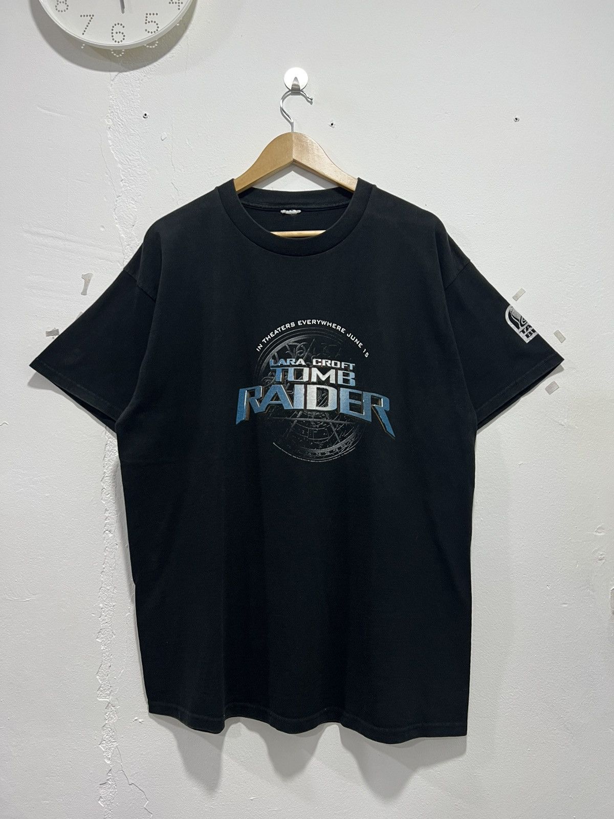 Vintage Vintage 90s Lara Croft Tomb Raider Promo Tshirt Size US XL / EU 56 / 4 - 1 Thumbnail