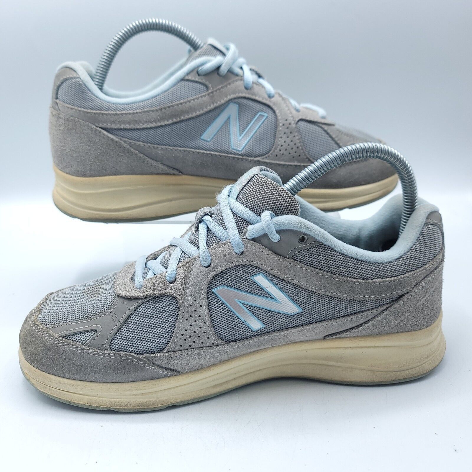 New Balance New Balance 877 Shoe Womens Size 8.5 Gray Blue White Size US 8.5 / IT 38.5 - 6 Thumbnail