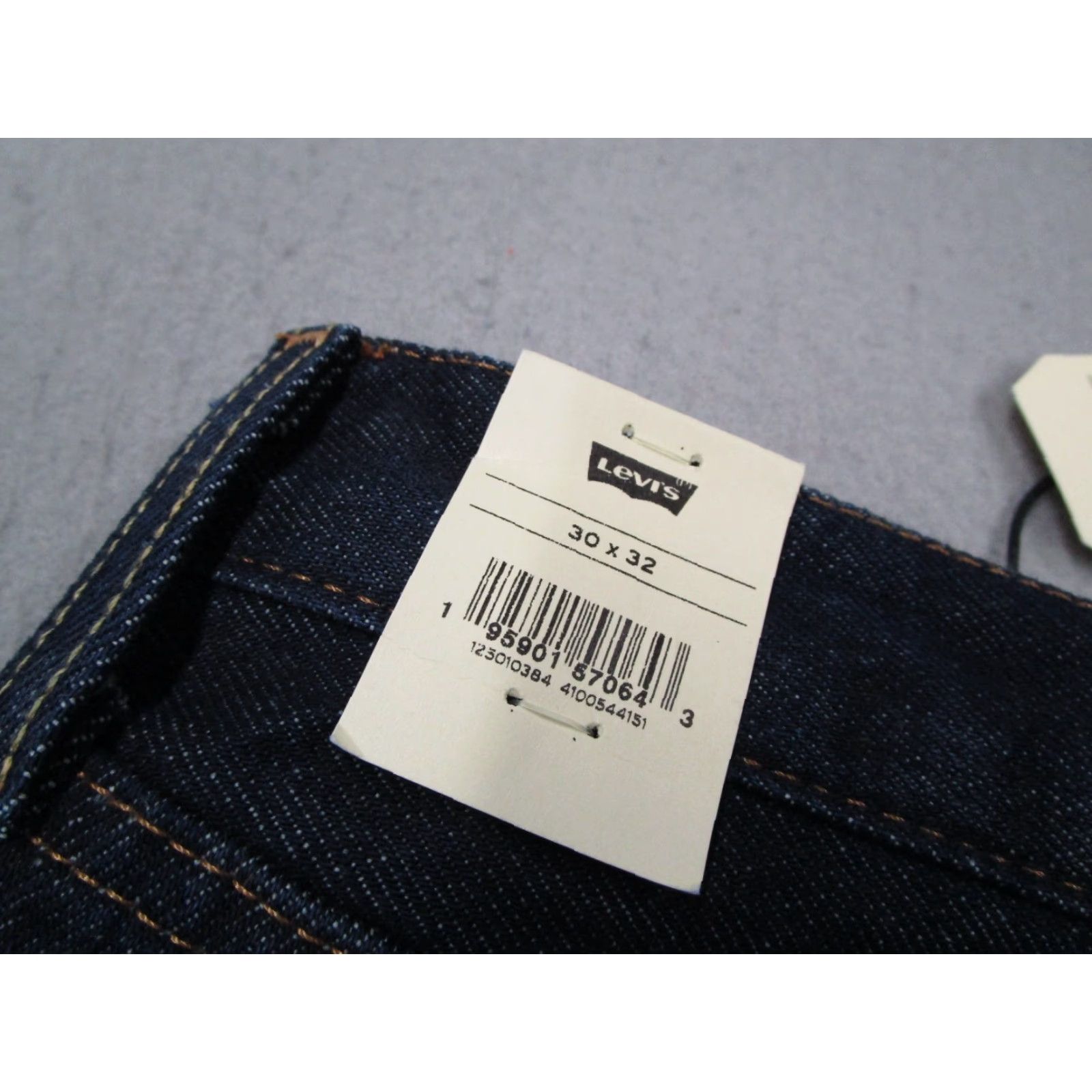 Levi's Levi's 501 Jeans Mens 30x32 Blue Straight Leg High Rise Denim Button Fly Made in Turkey Size US 30 / EU 46 - 6 Thumbnail