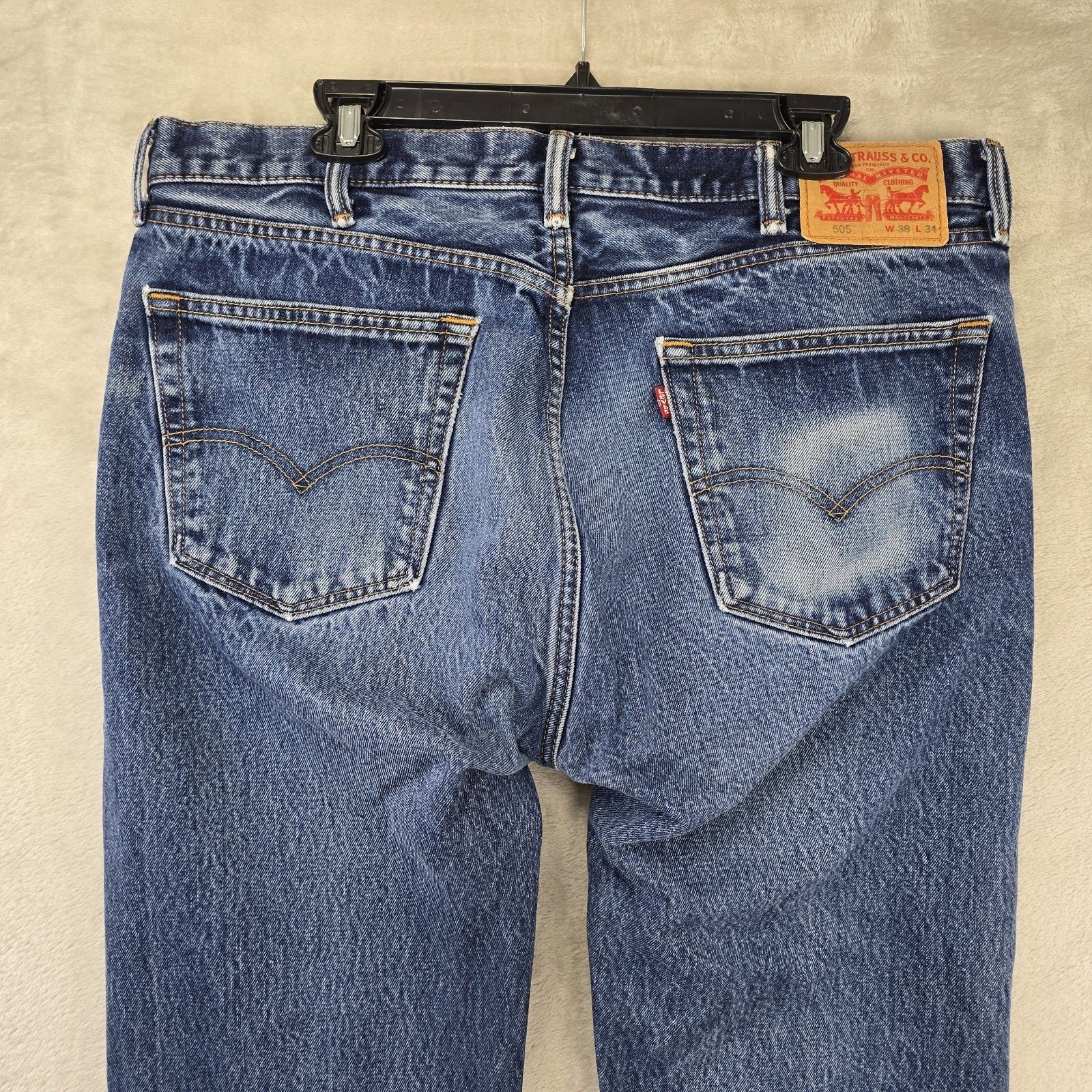 Levi's Vintage Levis 505 Jeans Mens 38x31 Blue Y2K Faded Whiskers Size US 38 / EU 54 - 7 Thumbnail