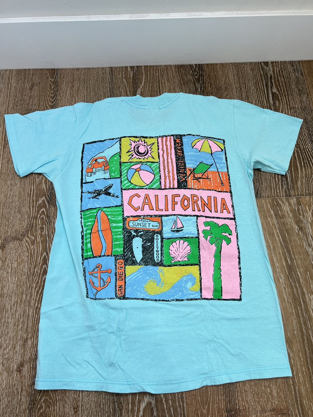 Vintage Vintage lifes a beach california tee Size US S / EU 44-46 / 1 - 5 Thumbnail