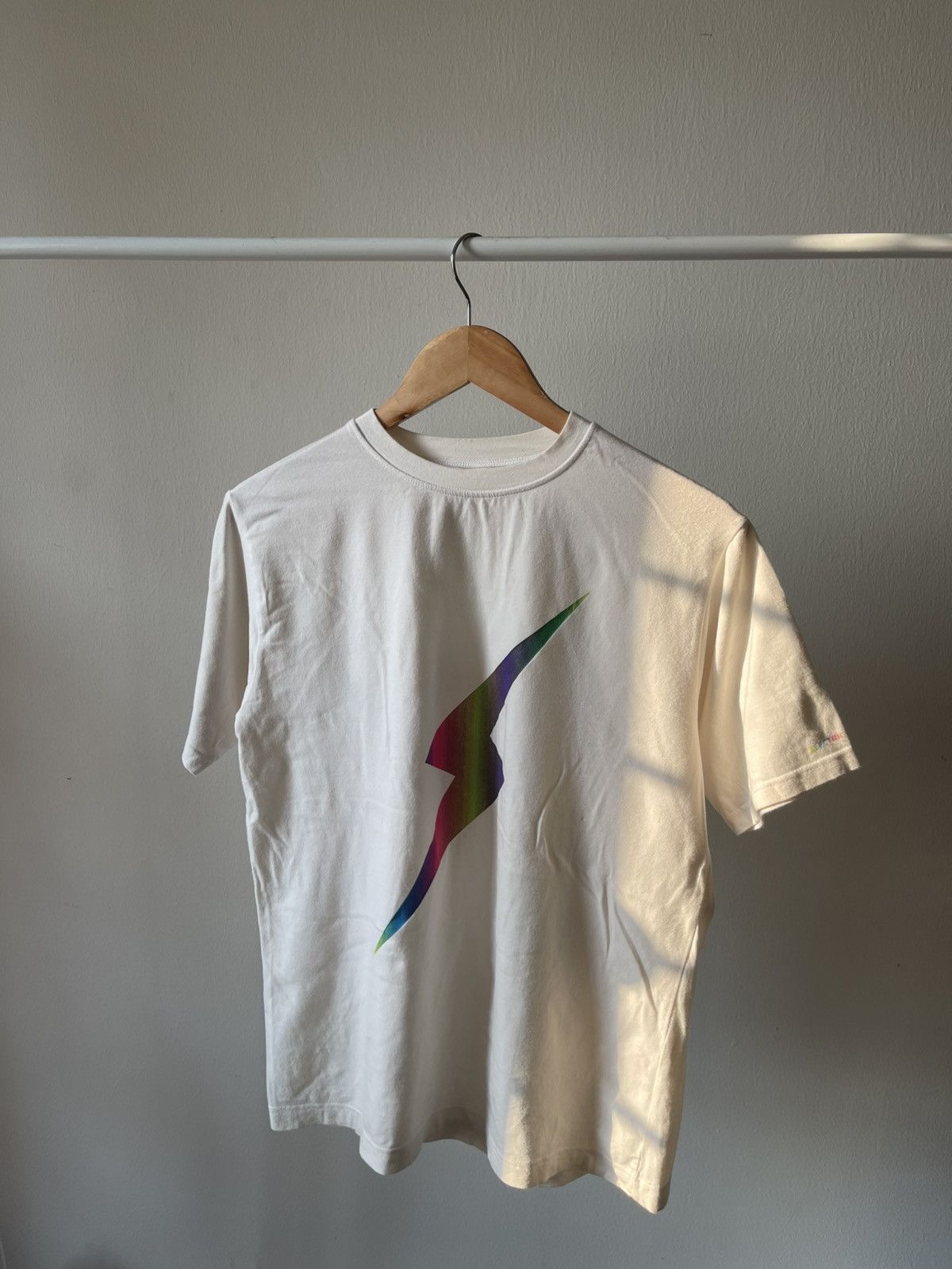 Electric Cottage × Hiroshi Fujiwara Hiroshi Fujiwara Electric Cottage Lightning Tee Size US M / EU 48-50 / 2 - 1 Thumbnail