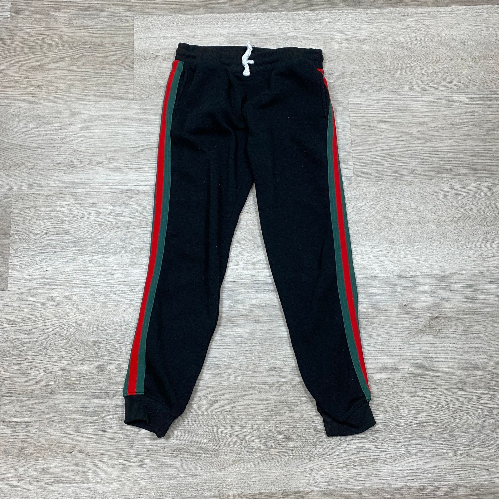 Rare SouthPole Colorway Sweatpants XL (Fits Men's Medium)