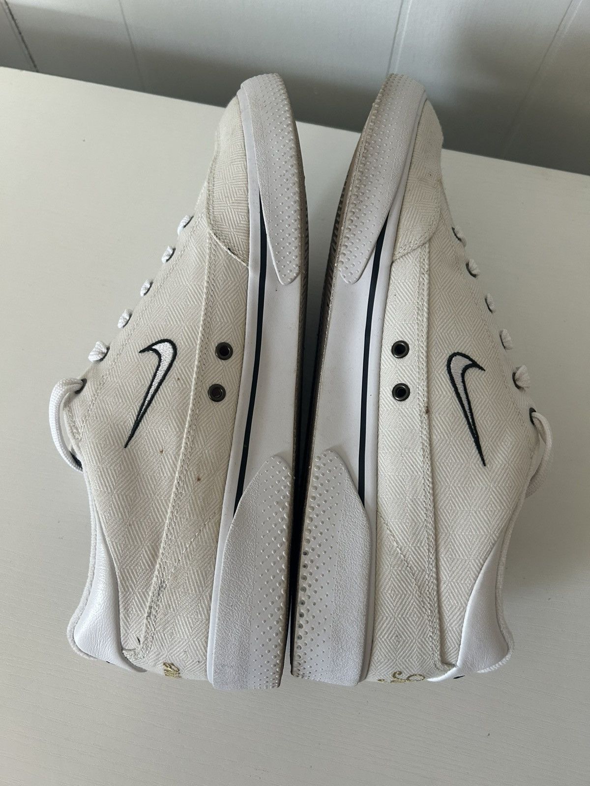 Nike × Supreme Nike SB x Supreme GTS QS White Size US 10.5 / EU 43-44 - 5 Thumbnail