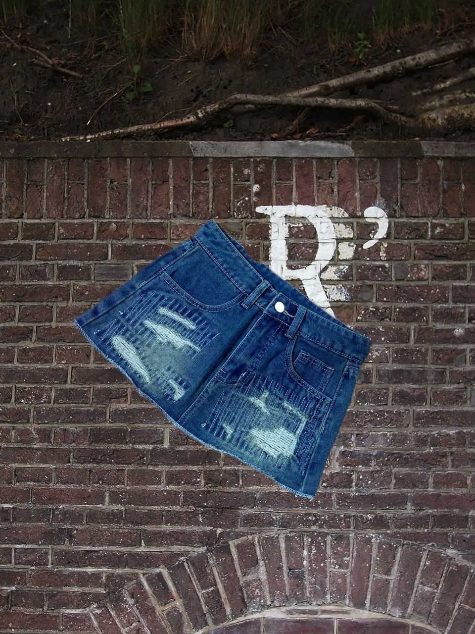 Japanese Brand × Vintage Vintage Basic Y2K Denim Mini Skirt Streetwear Size 28" / US 6 / IT 42 - 1 Thumbnail