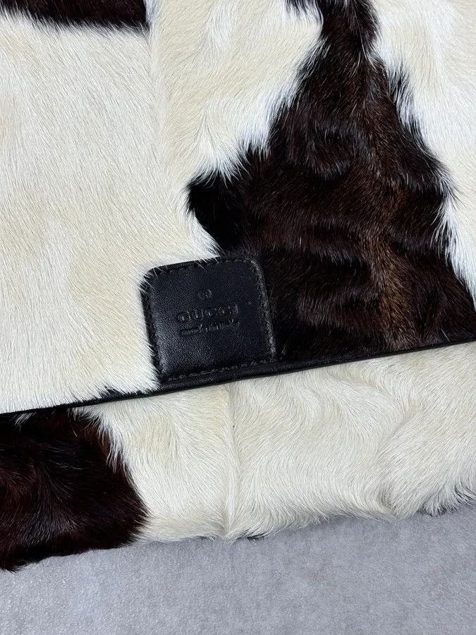 Gucci 2000s Gucci Creamy Fur Cowhide Effect Shoulder Bag Size ONE SIZE - 8 Thumbnail