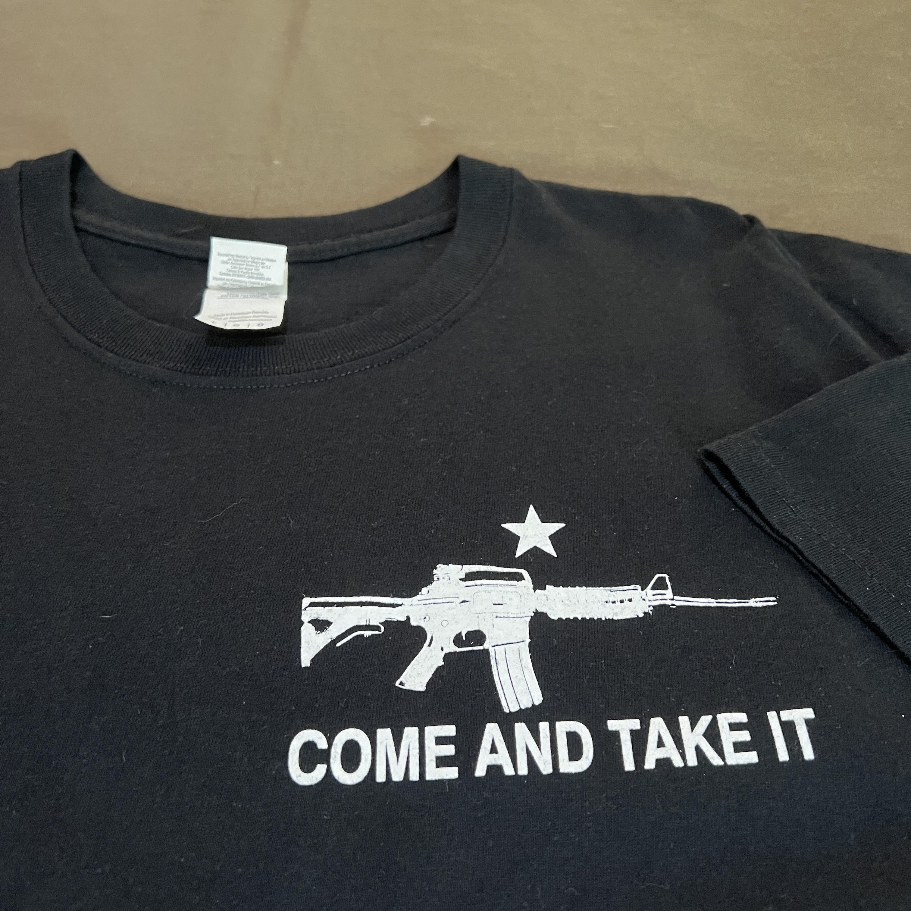 Gildan AR-15–style rifle Gun Come and Take It’ Promo Tee Size US L / EU 52-54 / 3 - 5 Thumbnail