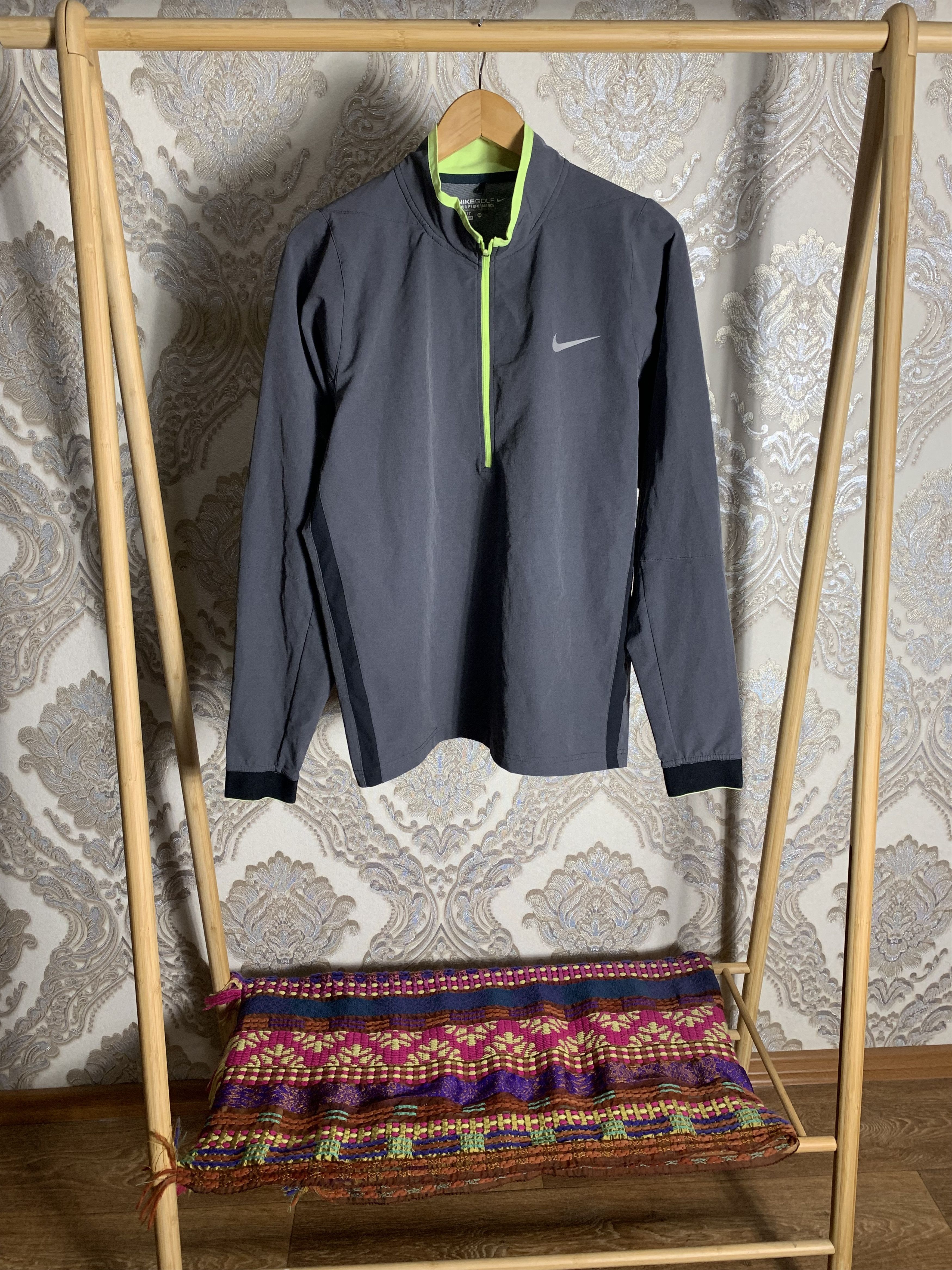 Nike VINTAGE NIKE GOLF TOUR PERFORMANCE LIGHT JACKET NYLON DRILL Size US M / EU 48-50 / 2 - 1 Thumbnail