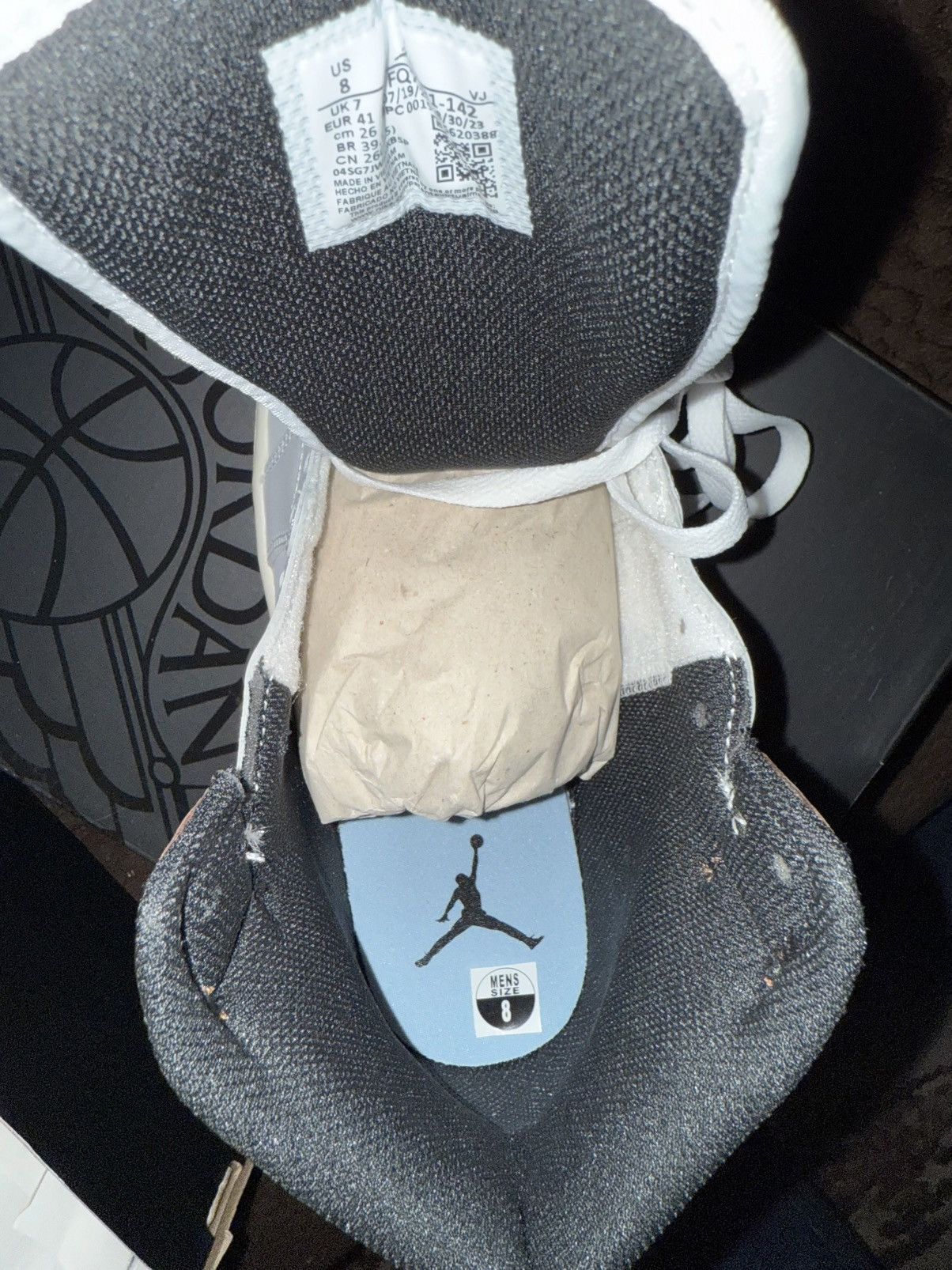 Jordan Brand Nike Jordan 1 retro SE Mid “UNC Mocha” New w/ OG Box! size 8 Size US 8 / EU 41 - 14 Thumbnail