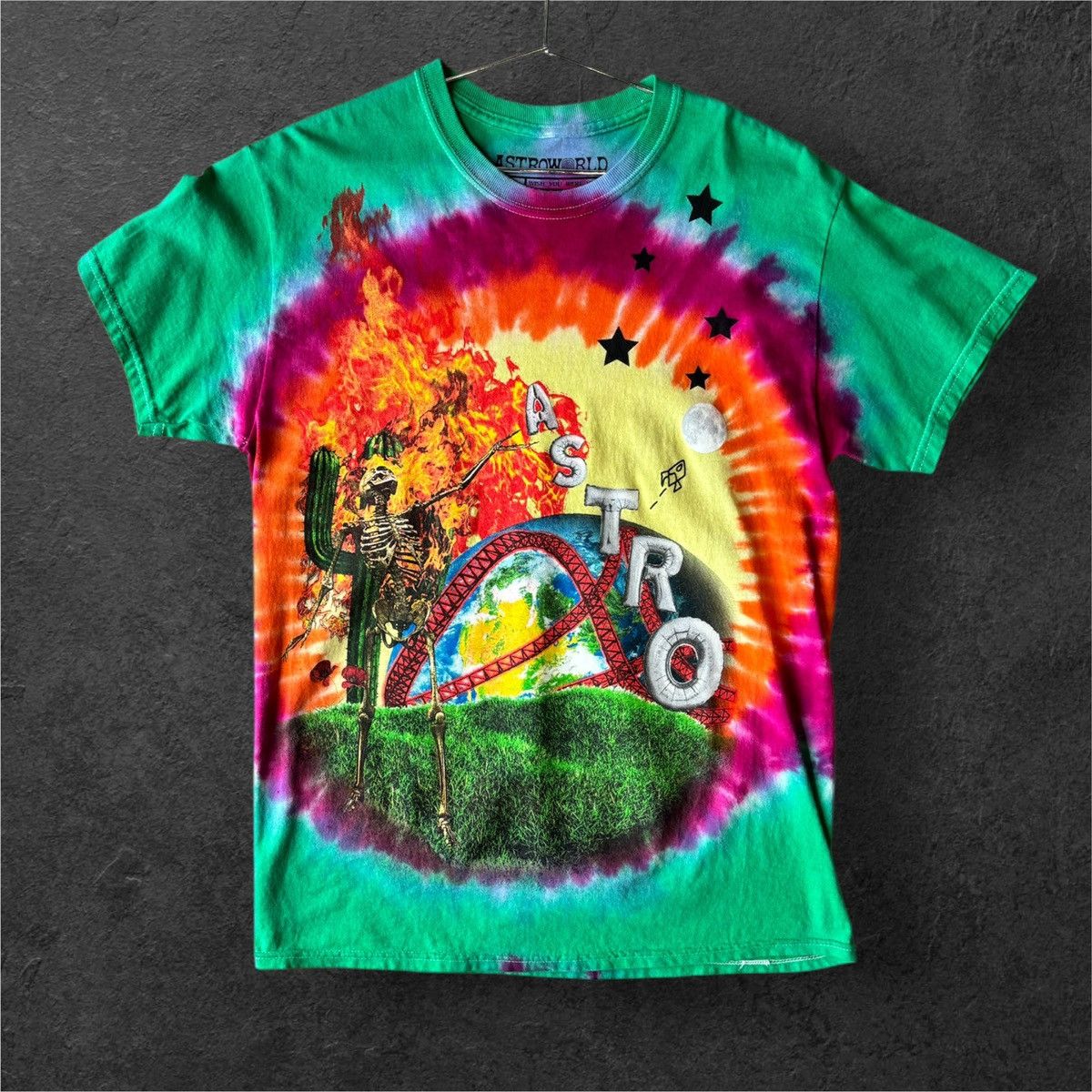 Travis Scott TRAVIS SCOTT ASTROWORLD SHIRT SIZE M Size US M / EU 48-50 / 2 - 1 Thumbnail