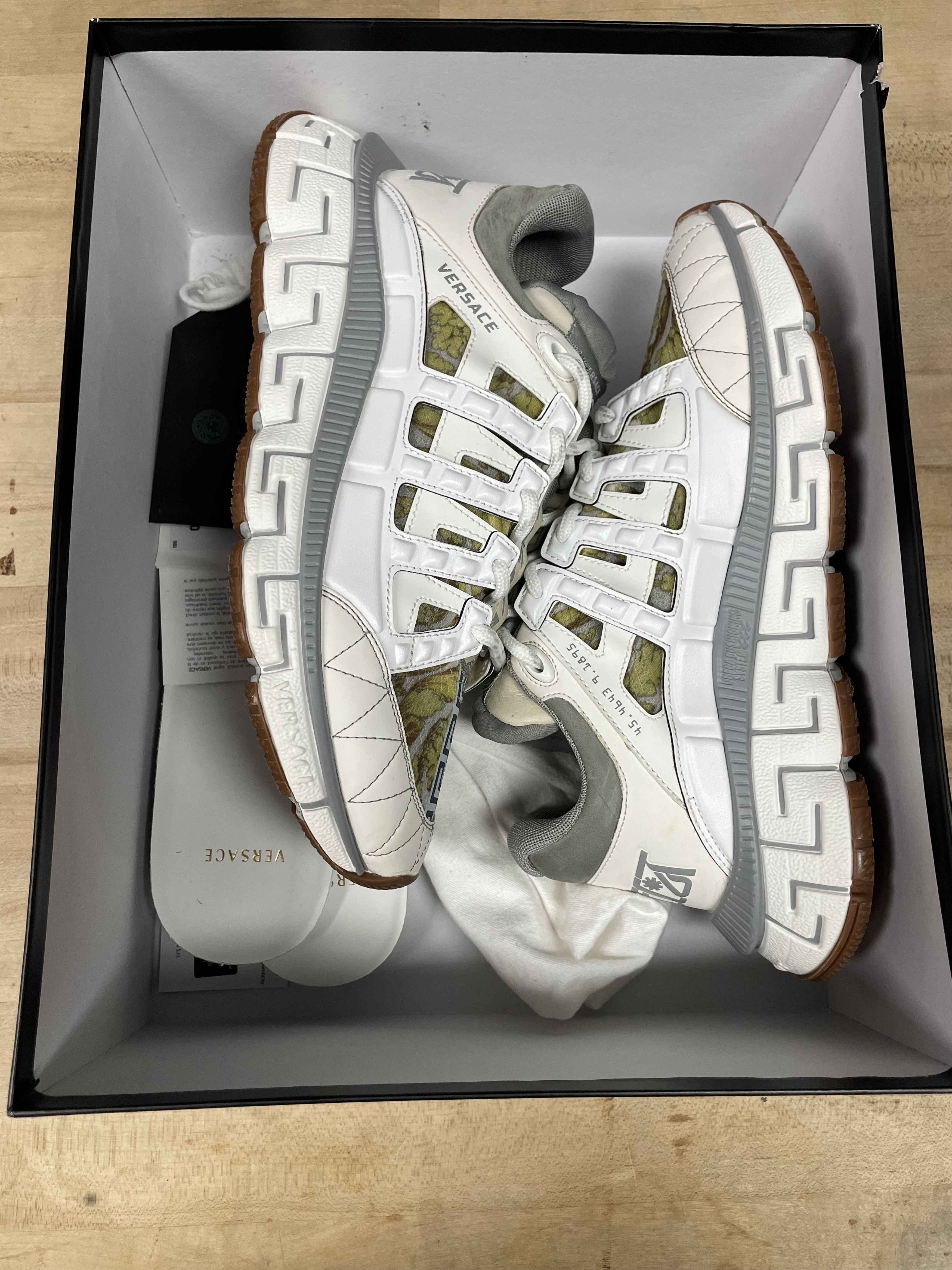 Versace Versace Trigreca Size US 9 / EU 42 - 4 Thumbnail