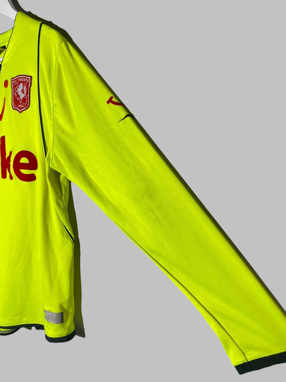 Diadora FC Twente 09/10 Goalkeeper Jersey Diadora ArkeFly Eredivisie Size US M / EU 48-50 / 2 - 13 Thumbnail