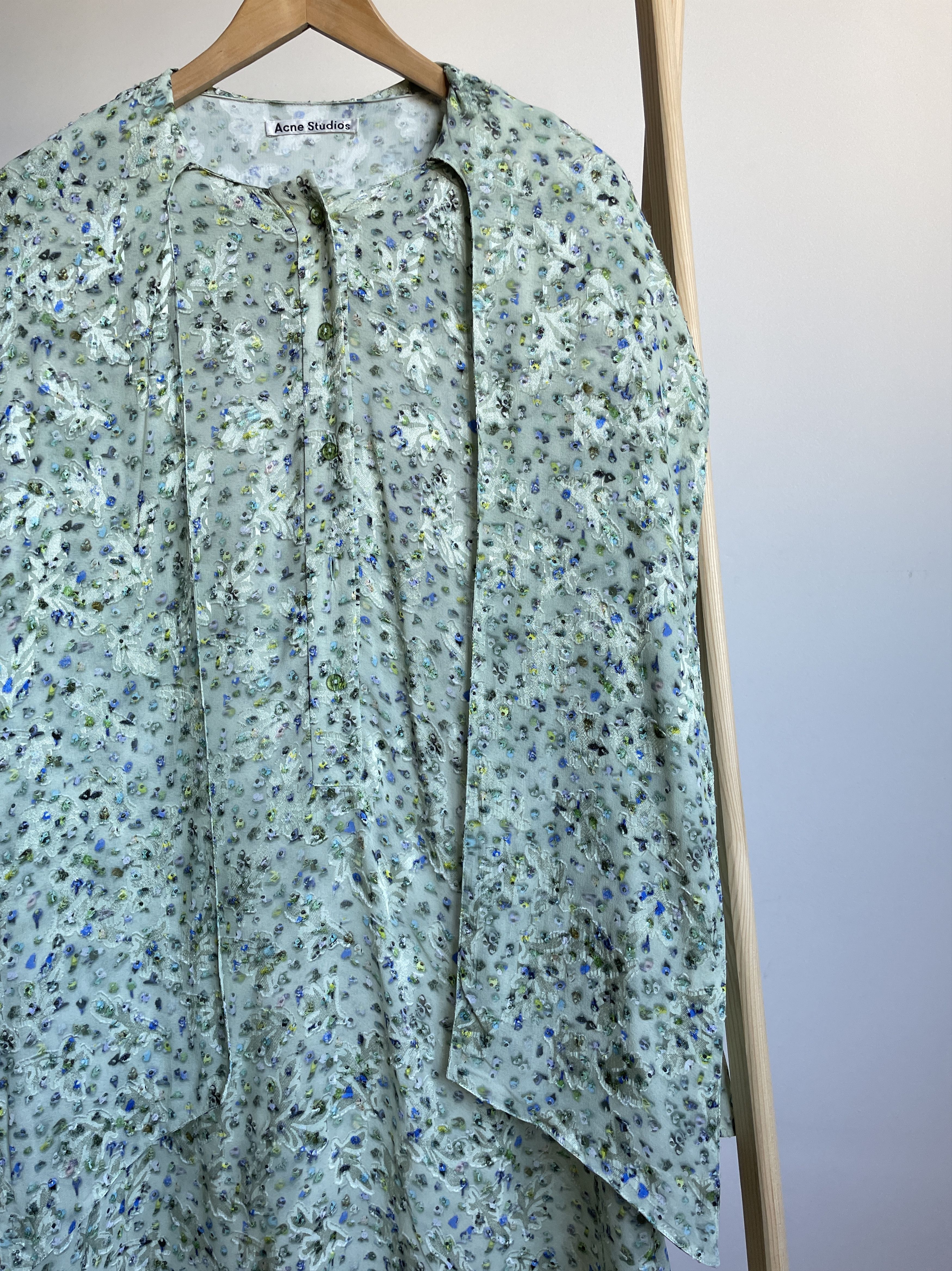 Acne Studios Acne Studios Crowd-Print Floral Scarf Neck VIscose Dress Size XS / US 0-2 / IT 36-38 - 7 Thumbnail
