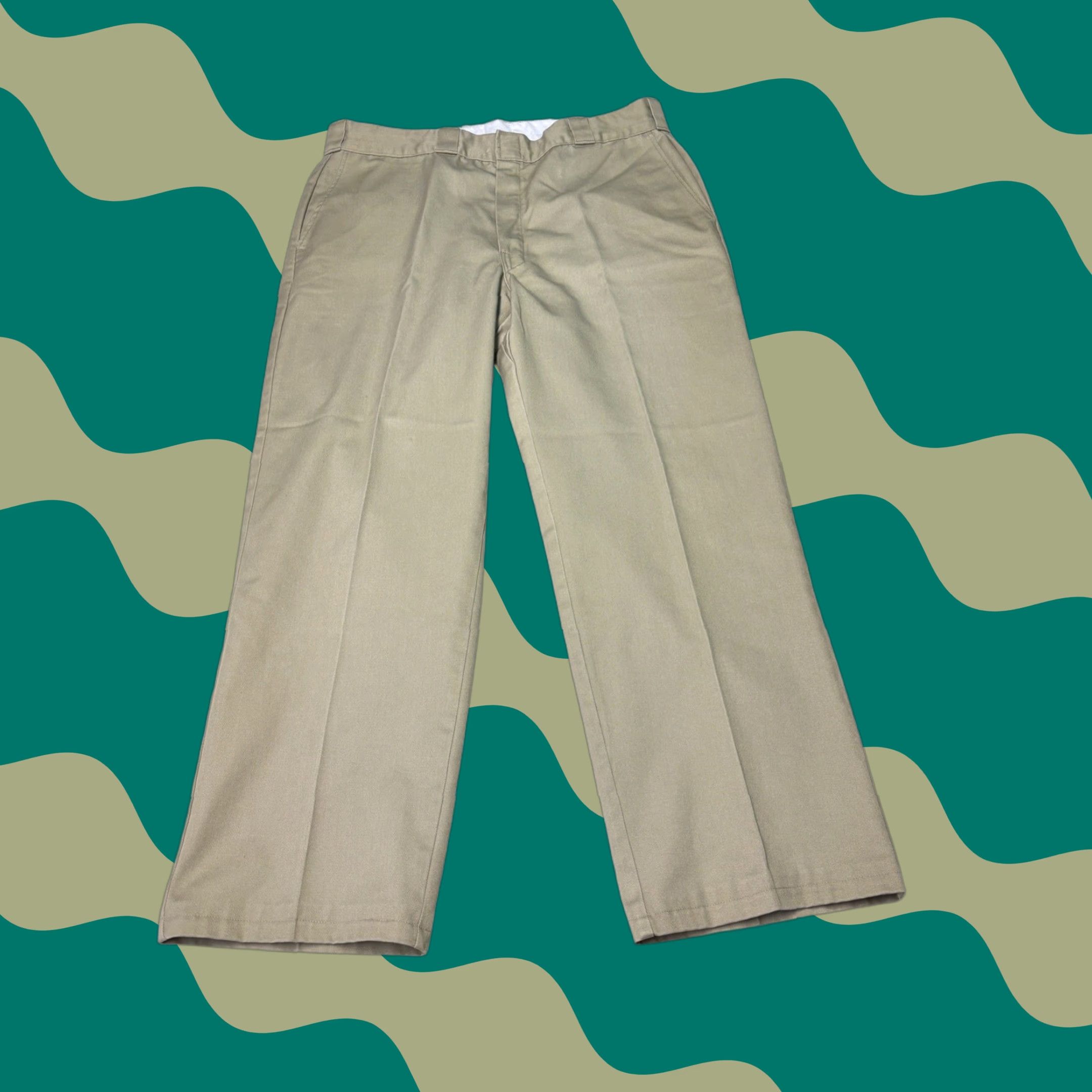 Vintage VINTAGE LL Bean Chino Pants 38x28 Khaki Tan Beige 90s Mens Straight Flat Front Workwear Casual USA Size US 38 / EU 54 - 1 Thumbnail