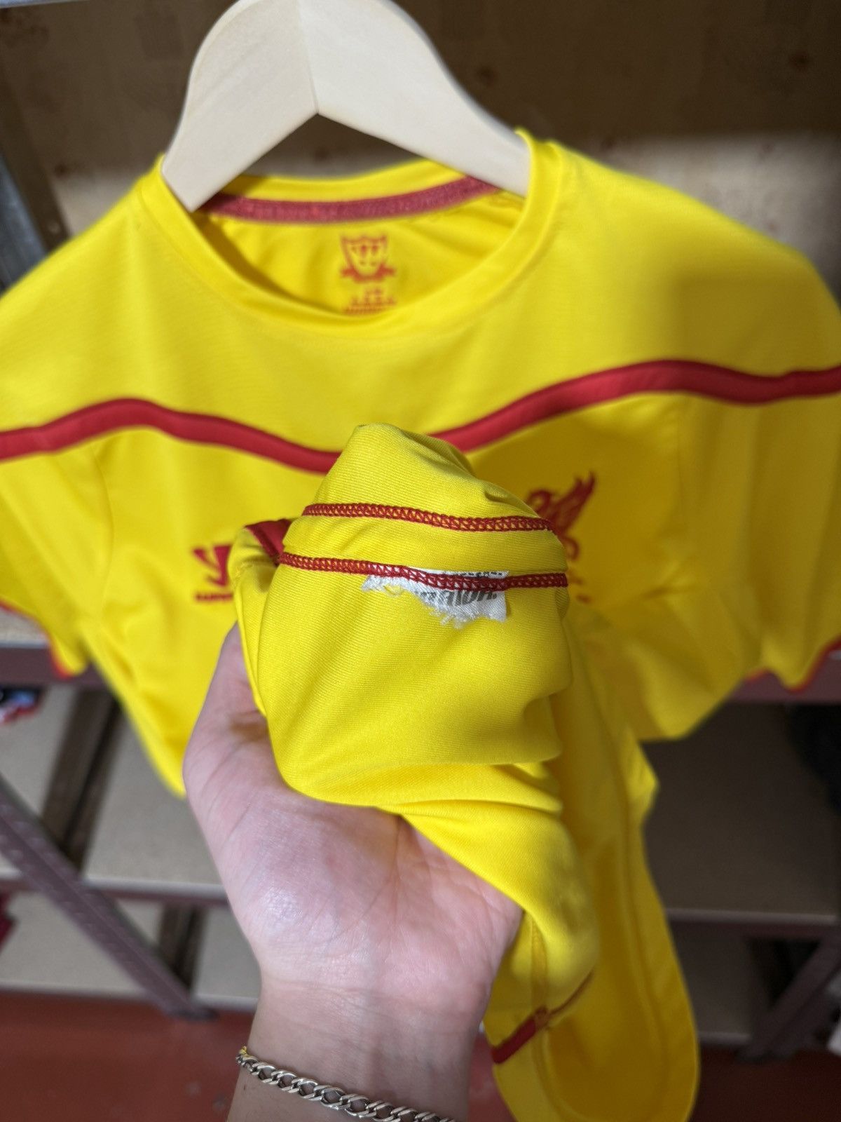 Vintage × Warrior Warrior Liverpool 2014 2015 Away Soccer Football Jersey Size US S / EU 44-46 / 1 - 9 Thumbnail