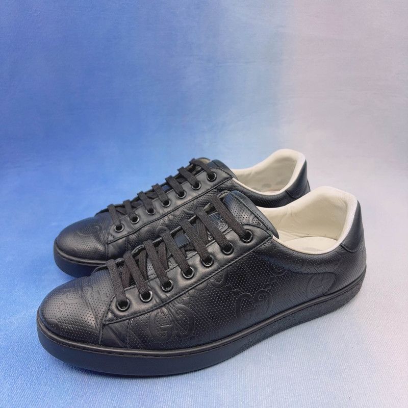 Gucci Gucci Ace GG Logo Low-Top Sneakers - Size US 7.5 / EU 40-41 - 1 Thumbnail