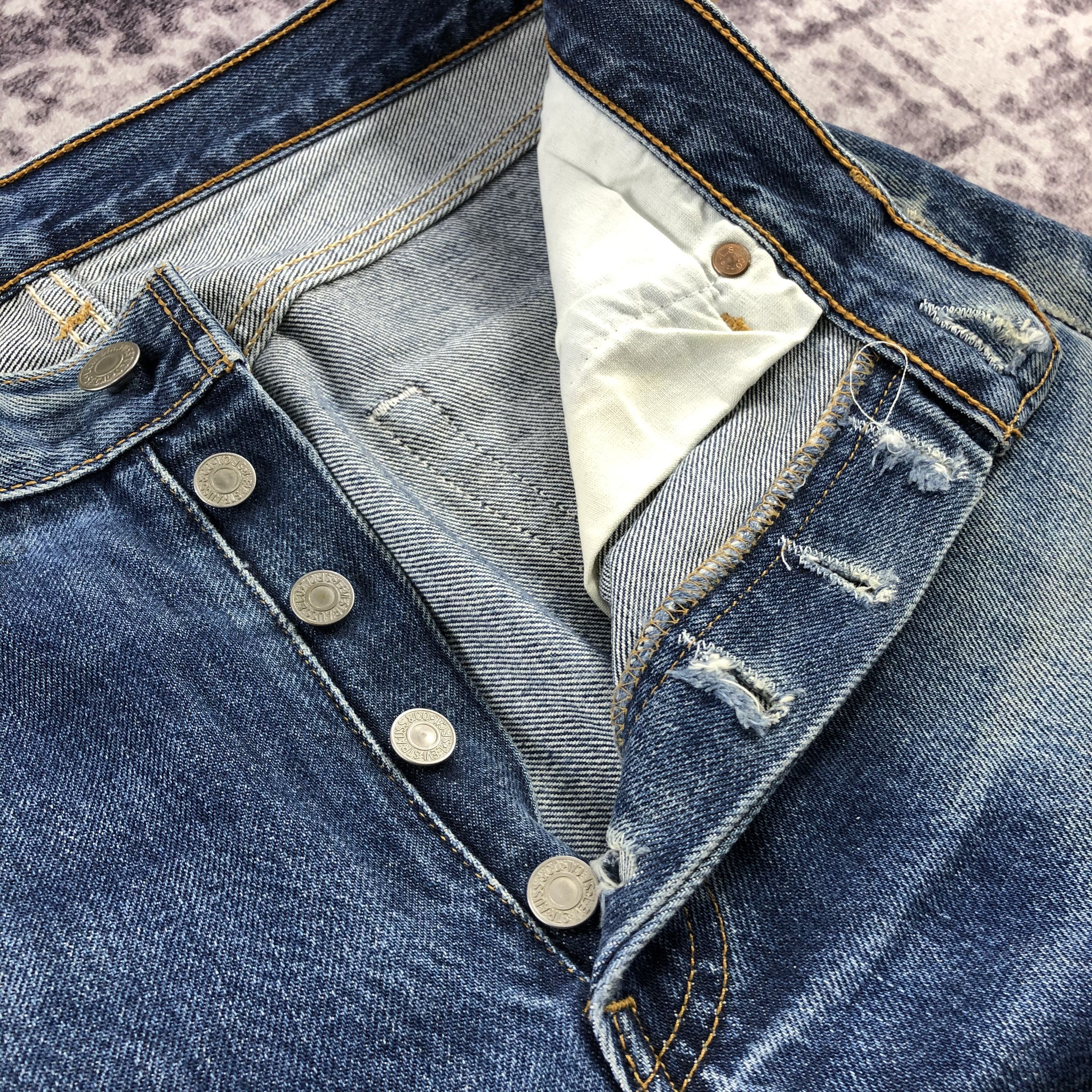 Levi's 90s Vintage Blue Wash Levis 501 Jeans-JM2804 Size US 29 - 12 Thumbnail