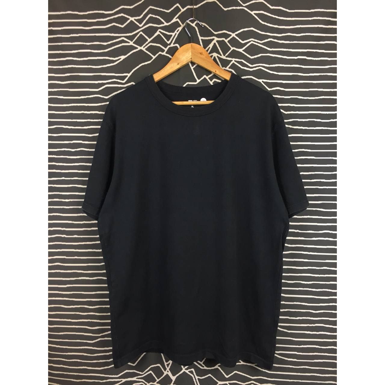 Uniqlo Uniqlo U Plain Crew Neck Short Sleeve Casual Tee XL Size US XL / EU 56 / 4 - 1 Thumbnail
