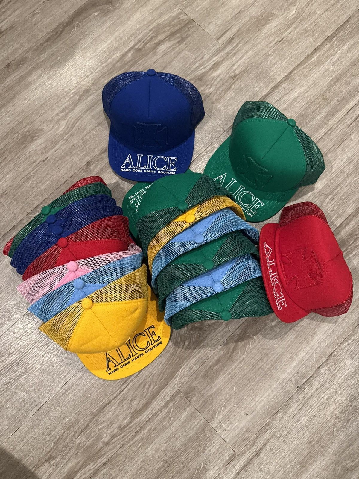 Alice Hollywood Alice Hollywood hat lot (unreleased) Size ONE SIZE - 1 Preview