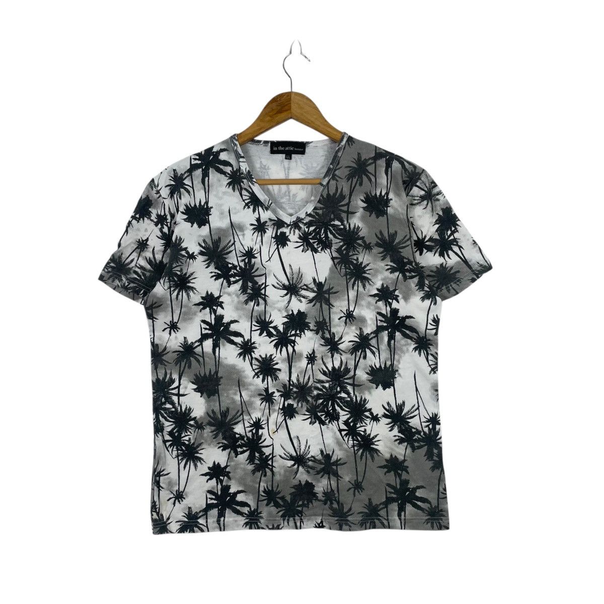 In The Attic × Japanese Brand IN THE ATTIC Homme Japan Vneck Shirt Size US L / EU 52-54 / 3 - 1 Thumbnail
