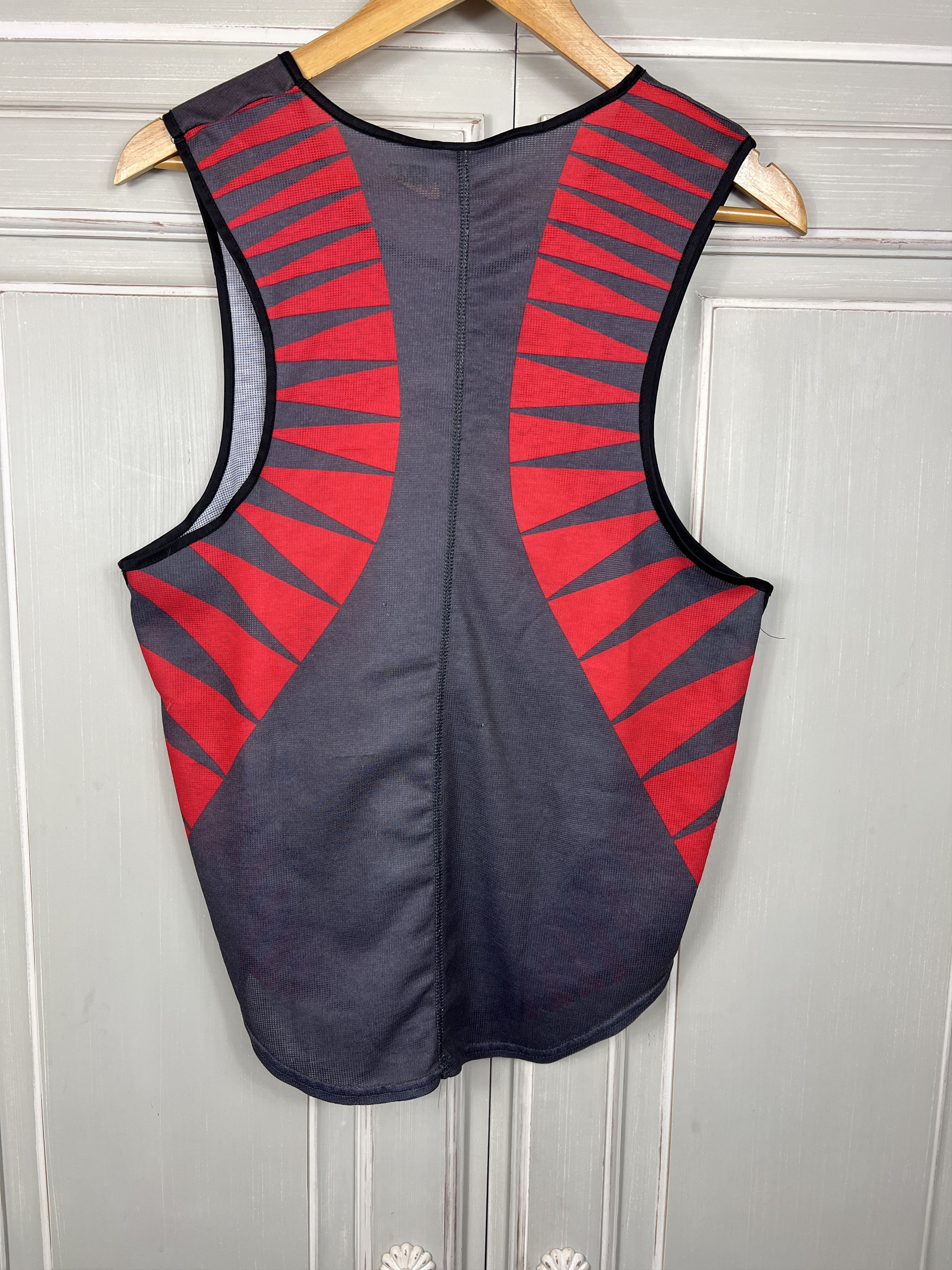 Nike × Nike ACG Vintage Nike tank top 90s centrlogo Size US M / EU 48-50 / 2 - 6 Thumbnail