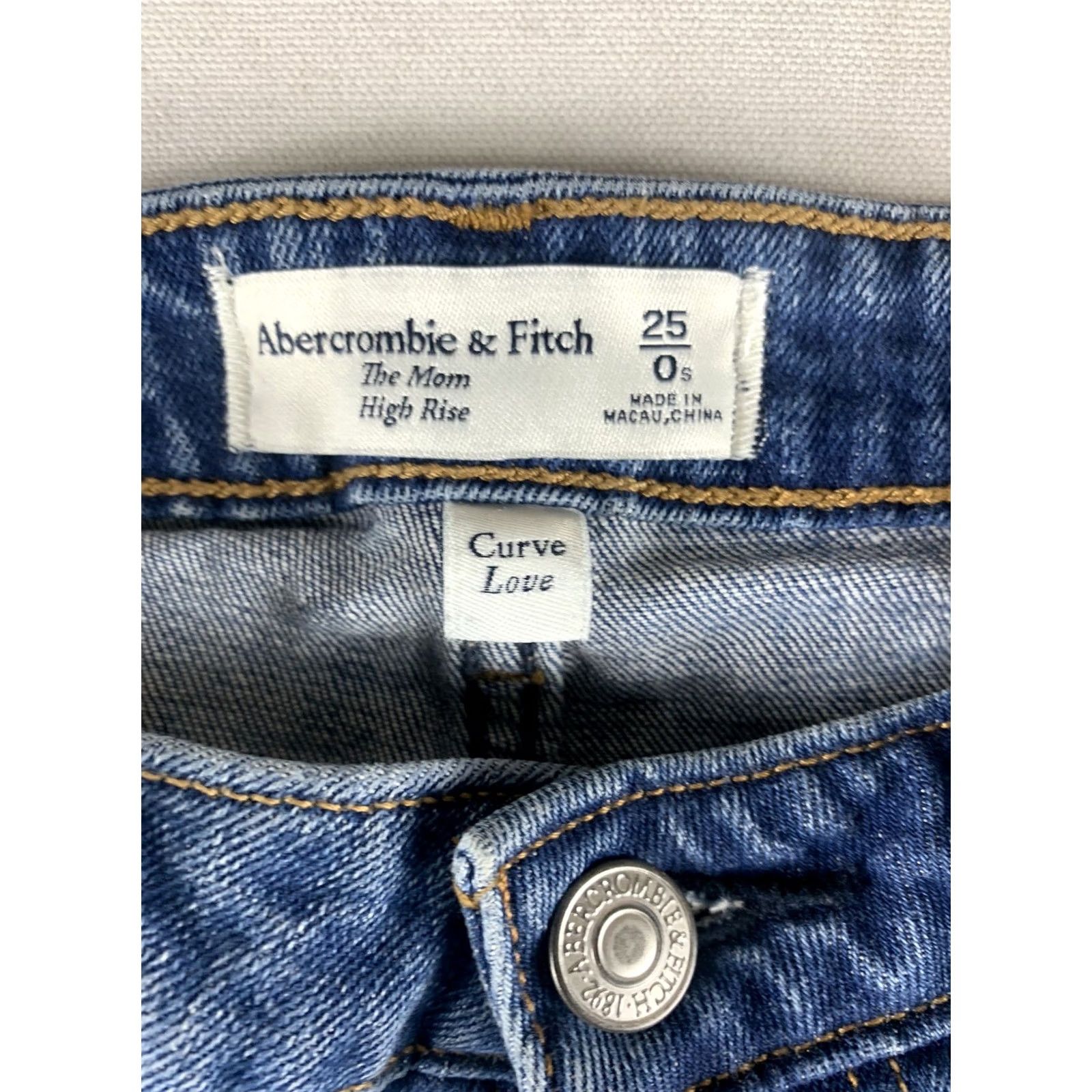Abercrombie & Fitch ABERCROMBIE FITCH JEANS THE MOM HIGH RISE CURVE LOVE BLUE 0 25 25X23 WOMEN Size 25" / US 0 / IT 36 - 6 Thumbnail