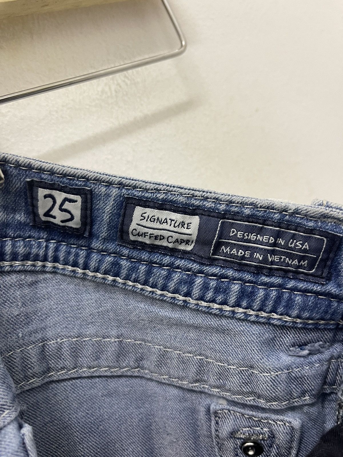 Miss Me Rare Vintage MISS ME Cuffed Capri Size 26" / US 2 / IT 38 - 12 Thumbnail