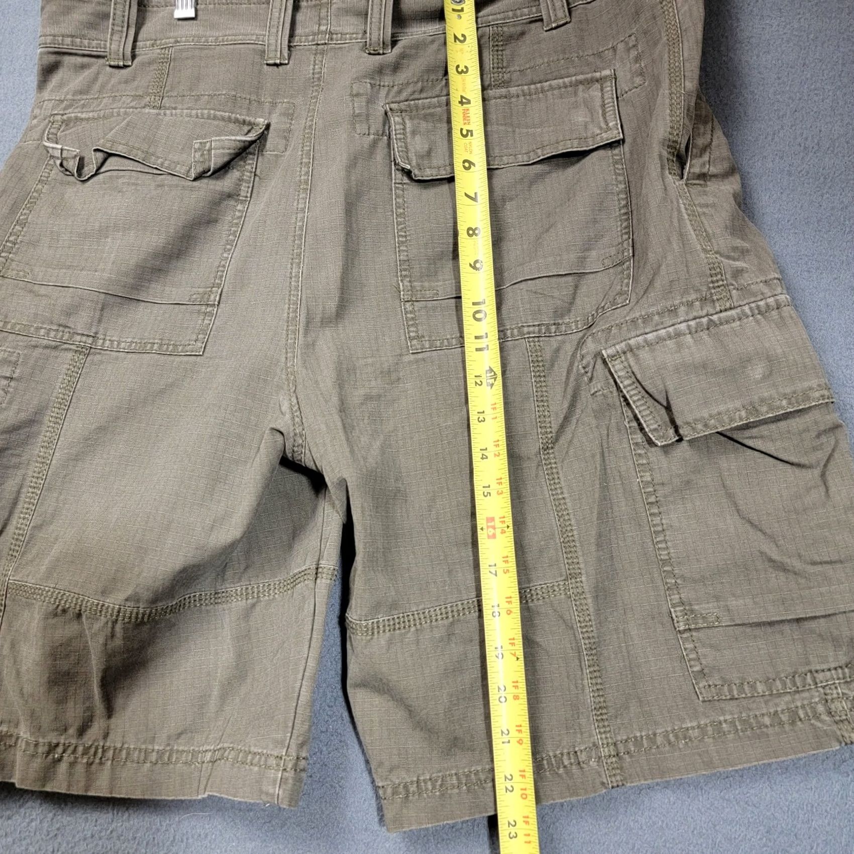 Eddie Bauer Eddie Bauer Shorts Mens 38 Green Cargo Multi Pocket Cotton Outdoor Hiking Size US 38 / EU 54 - 5 Thumbnail