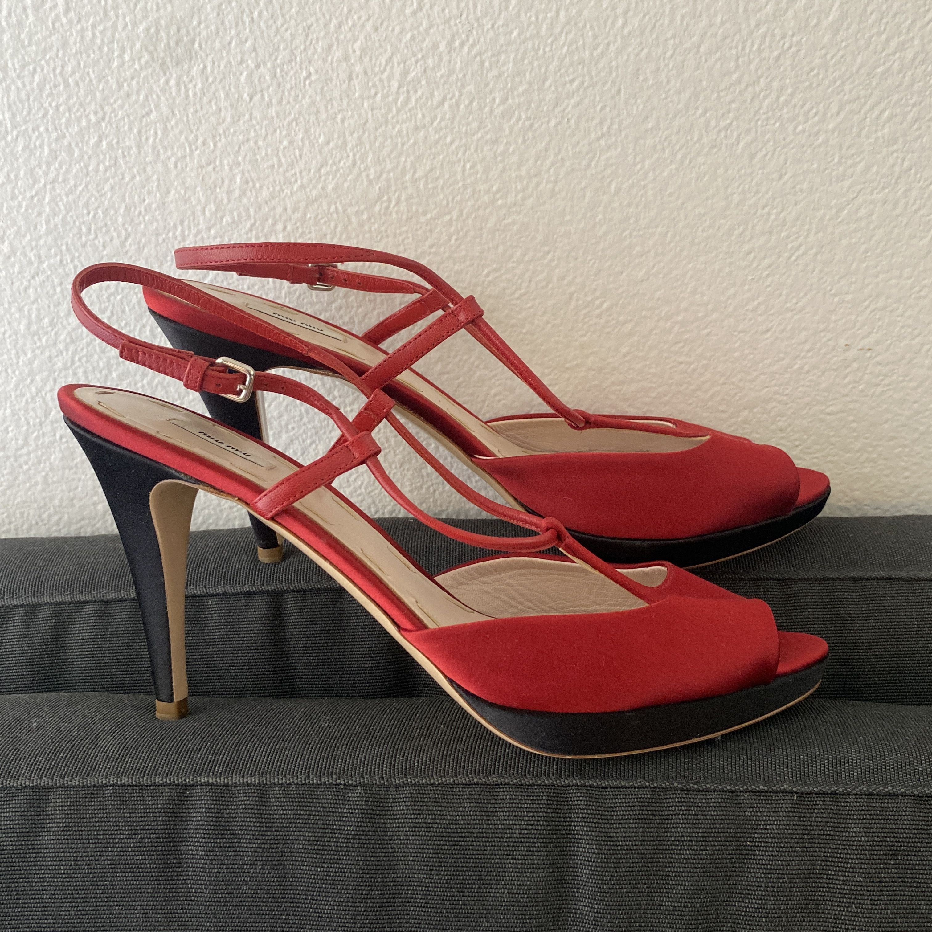 Miu Miu Miu Miu Silk Peep Toe Sandals – Red & Black Size US 10 / IT 40 - 4 Thumbnail