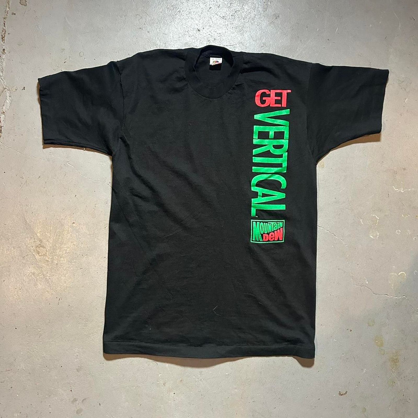 Fruit Of The Loom 90s black mountain dew brand tee shirt usa fotl Size US L / EU 52-54 / 3 - 1 Thumbnail