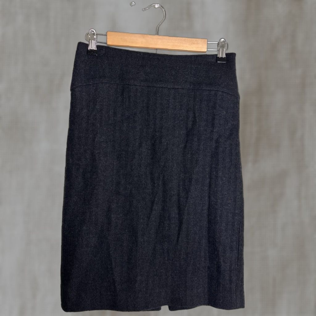 Banana Republic BANANA REPUBLIC Women's Herringbone Pencil Skirt 100% Wool Size 6 Dark Gray Size 28" / US 6 / IT 42 - 1 Thumbnail