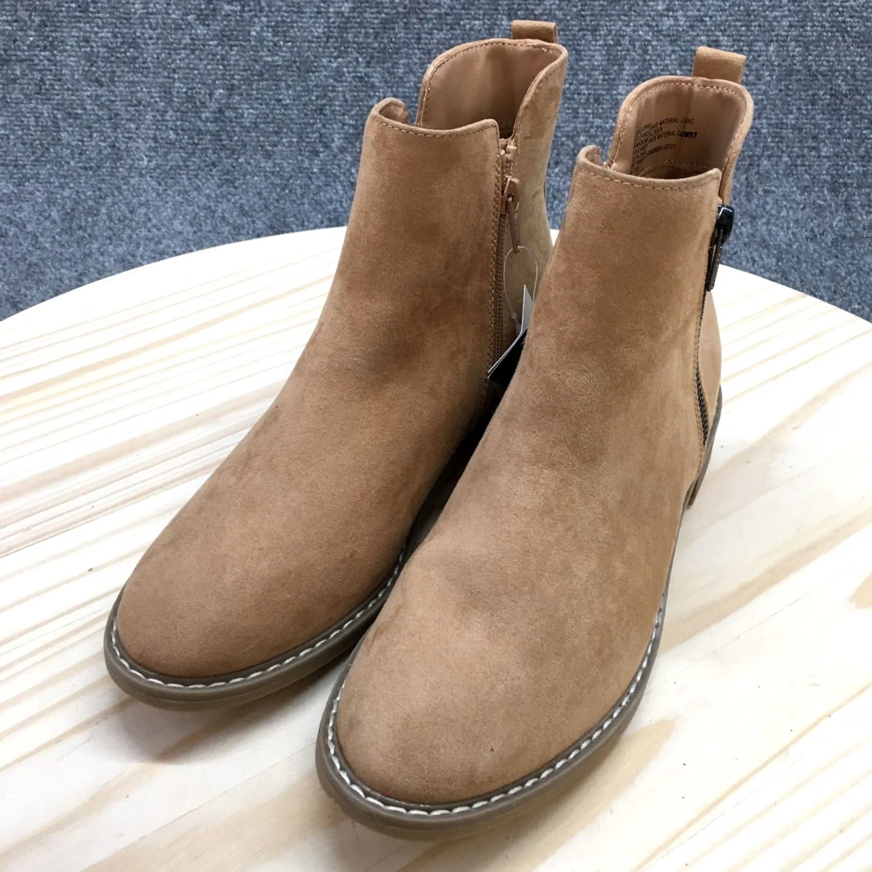 Vintage Universal Thread Boots Womens 7 Brenna Ankle Booties Brown Fabric Side Zip NEW Size US 7 / IT 37 - 5 Thumbnail