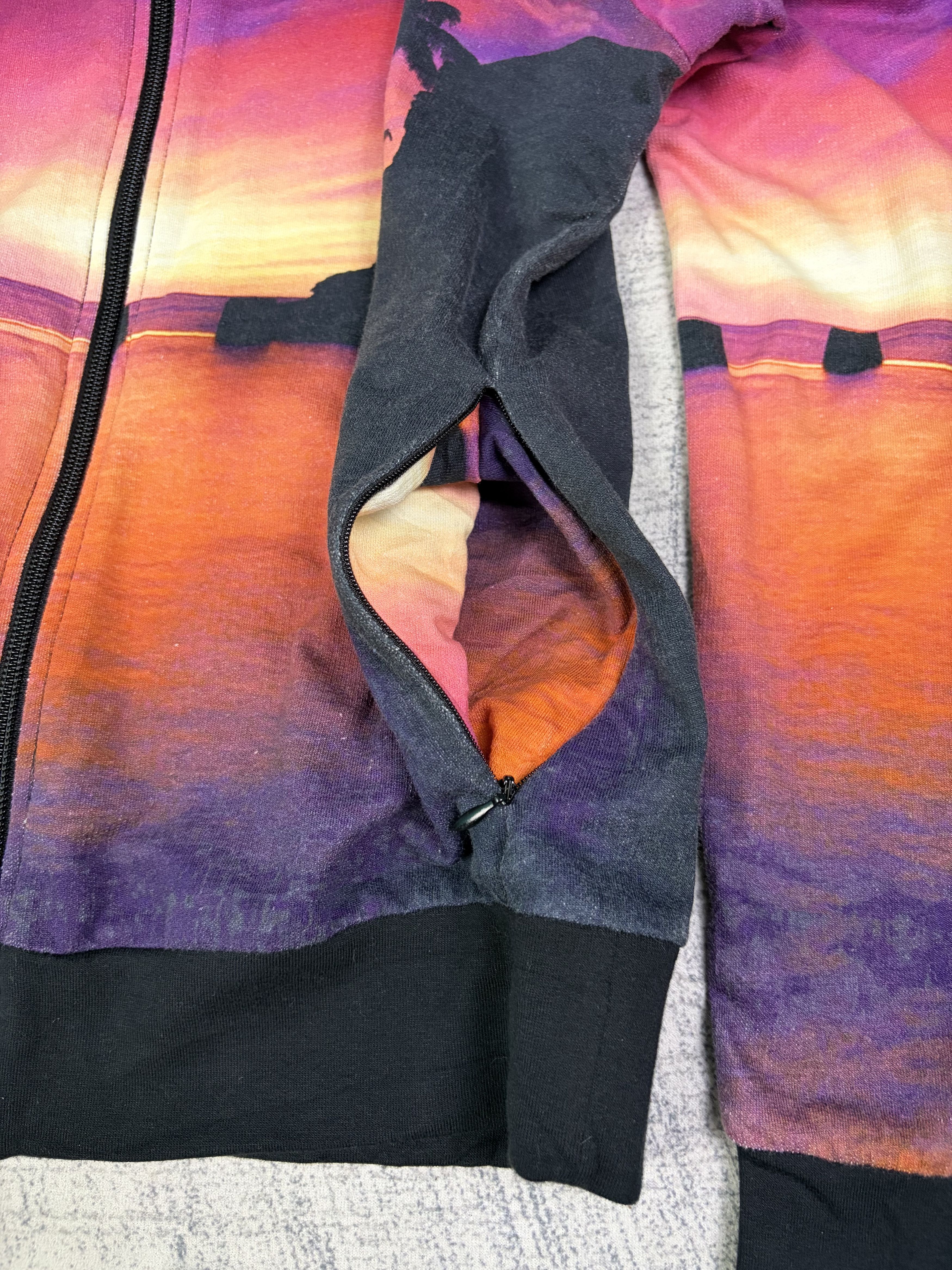 Emporio Armani EA7 Panoramic Scenic Zip Up Sweater Made in Peru Small Size Size US S / EU 44-46 / 1 - 13 Thumbnail