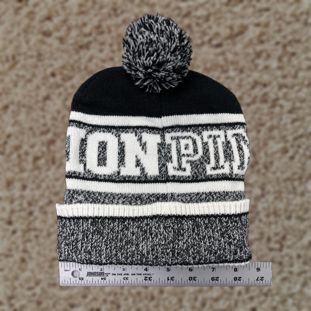Victoria's Secret Victoria's Secret Beanie Adult One Size Black White Pom PINKNATION Acrylic Size ONE SIZE - 1 Thumbnail