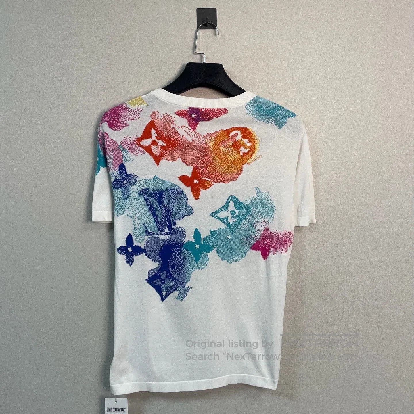 Louis Vuitton louis vuitton short sleeve graphic t. Size S / US 4 / IT 40 - 2 Thumbnail
