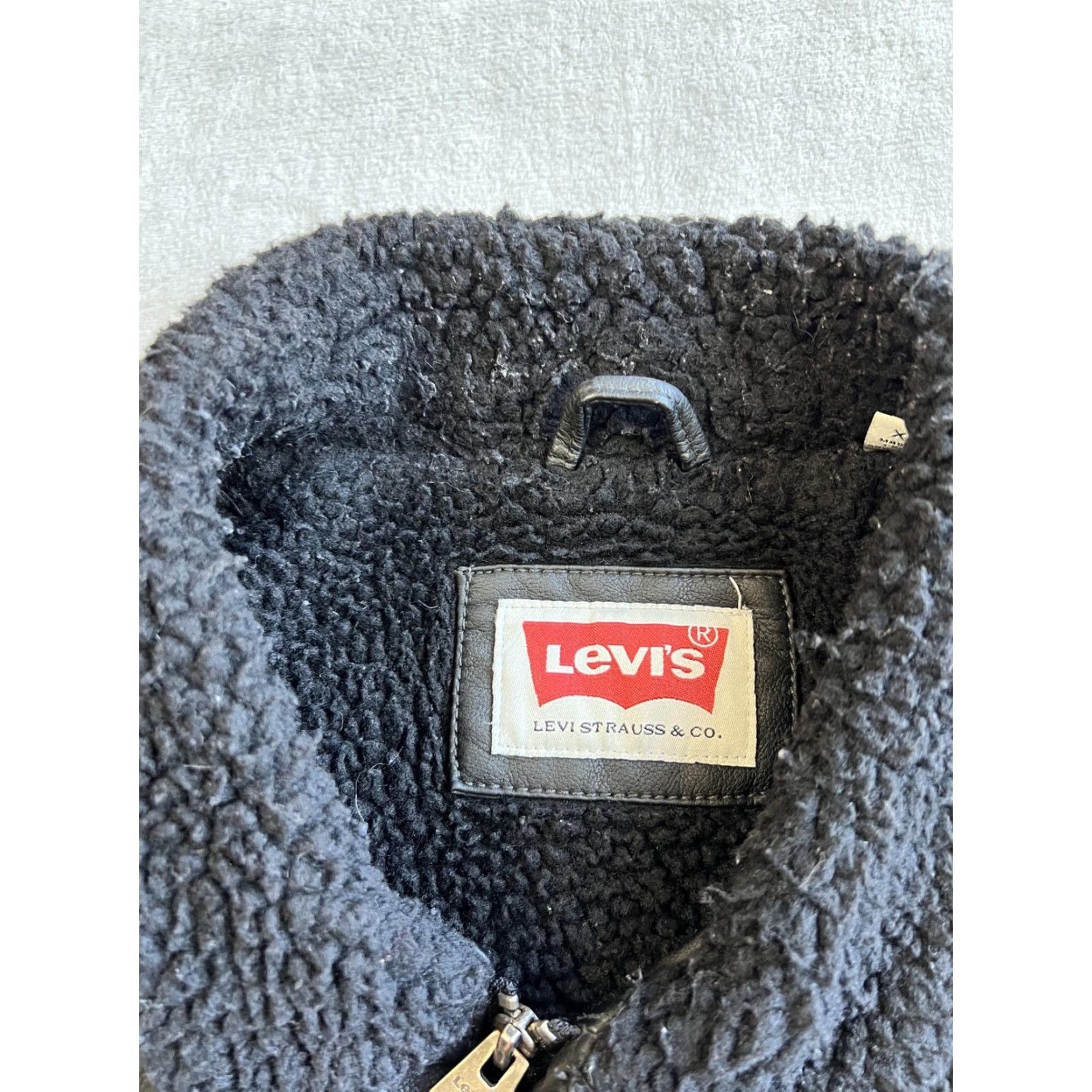 Levi's Levi's Jacket Mens XL Black Faux Leather Sherpa Lined Biker Trucker Motorcycle Size US XL / EU 56 / 4 - 6 Thumbnail