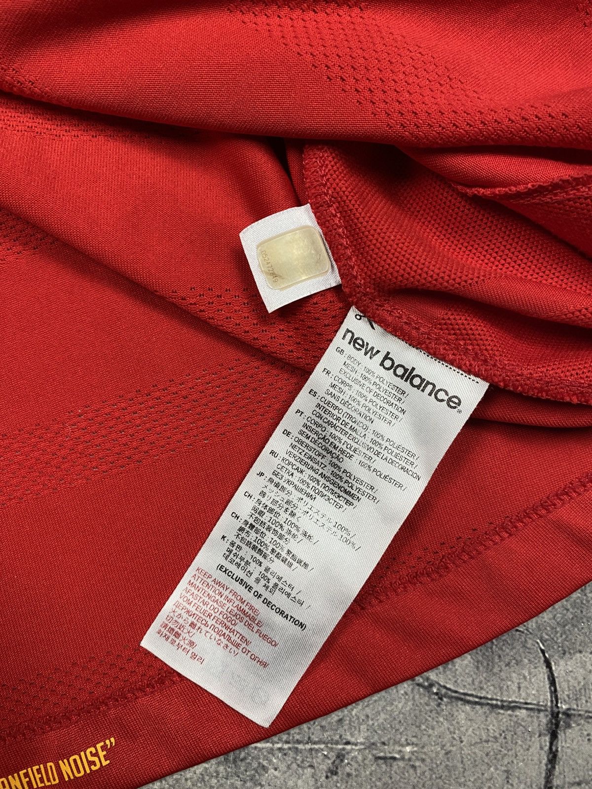 New Balance Liverpool FC 2016–17 Home Jersey New Balance Size US L / EU 52-54 / 3 - 18 Thumbnail