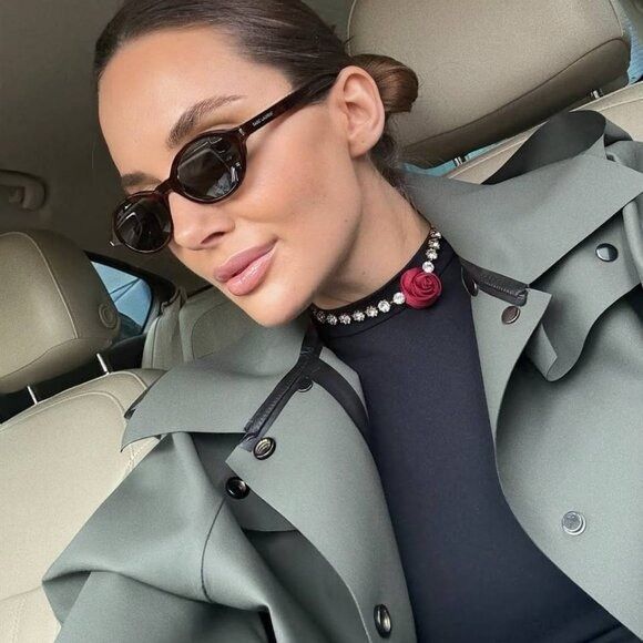 Saint Laurent Paris Saint Laurent SL751JEANNE 002 Sunglasses Havana Oval Frame Size ONE SIZE - 1 Thumbnail