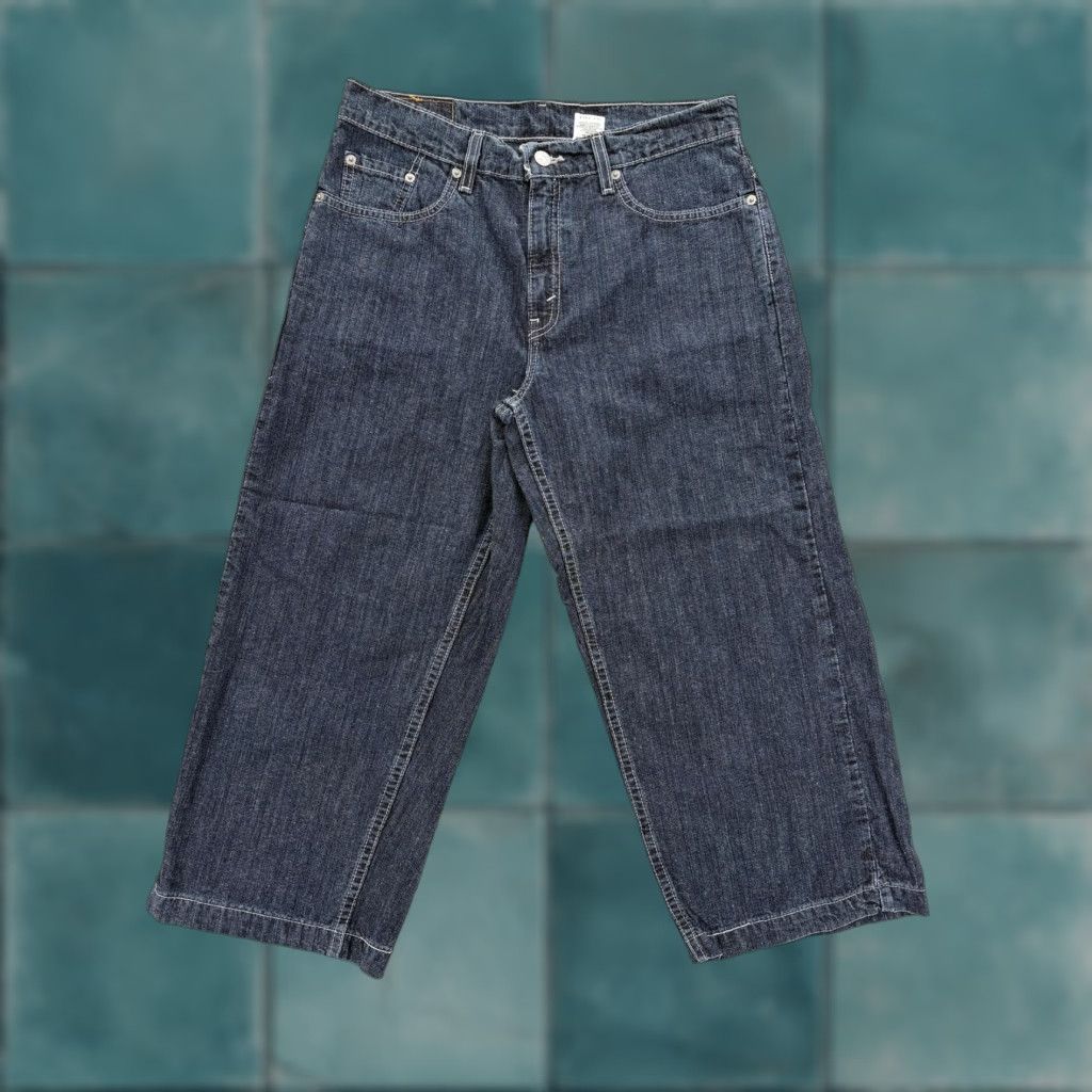 Levi's VINTAGE Levi's 577 Jeans Womens 10 Dark Wash Blue Capri Cropped Wide Leg Denim Jeans Womens 10 Blue Capris Vintage 577 Levi's Size 32" / US 10 / IT 46 - 1 Thumbnail
