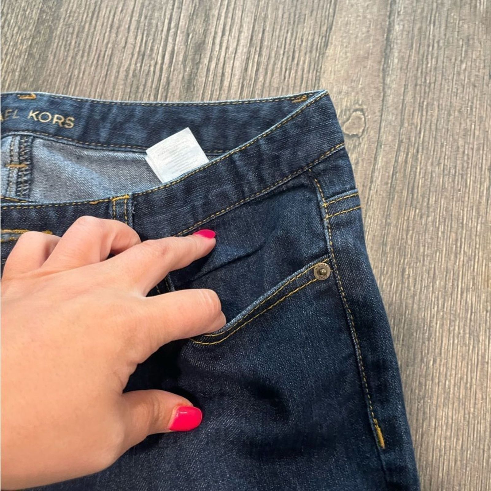 Michael Kors Michael Kors Dark Wash Denim Jeans Flare Leg Size 8 Size 30" / US 8 / IT 44 - 6 Thumbnail