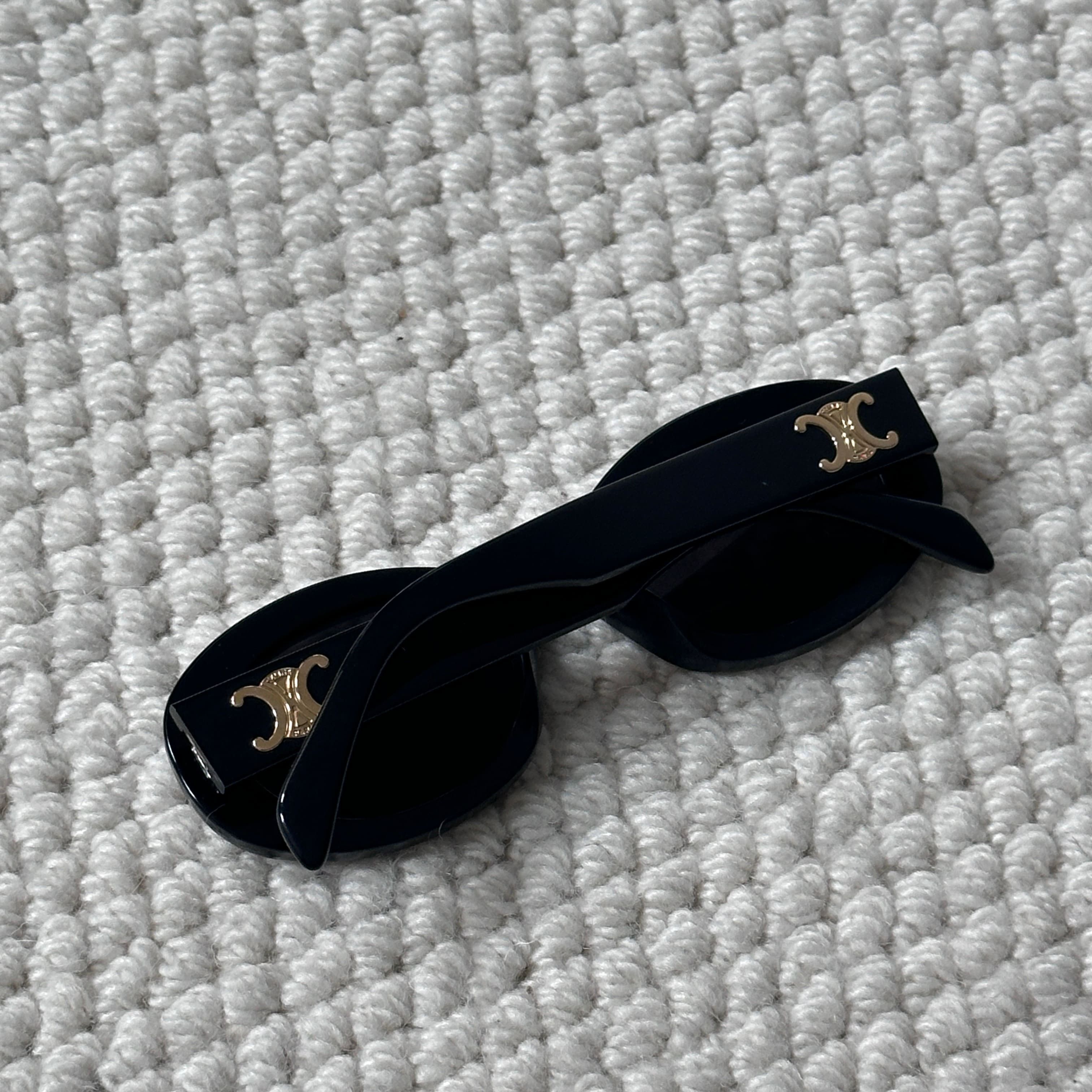 Celine Celine Oval Sunglasses 'Black' CL40194U-01A Size ONE SIZE - 5 Thumbnail