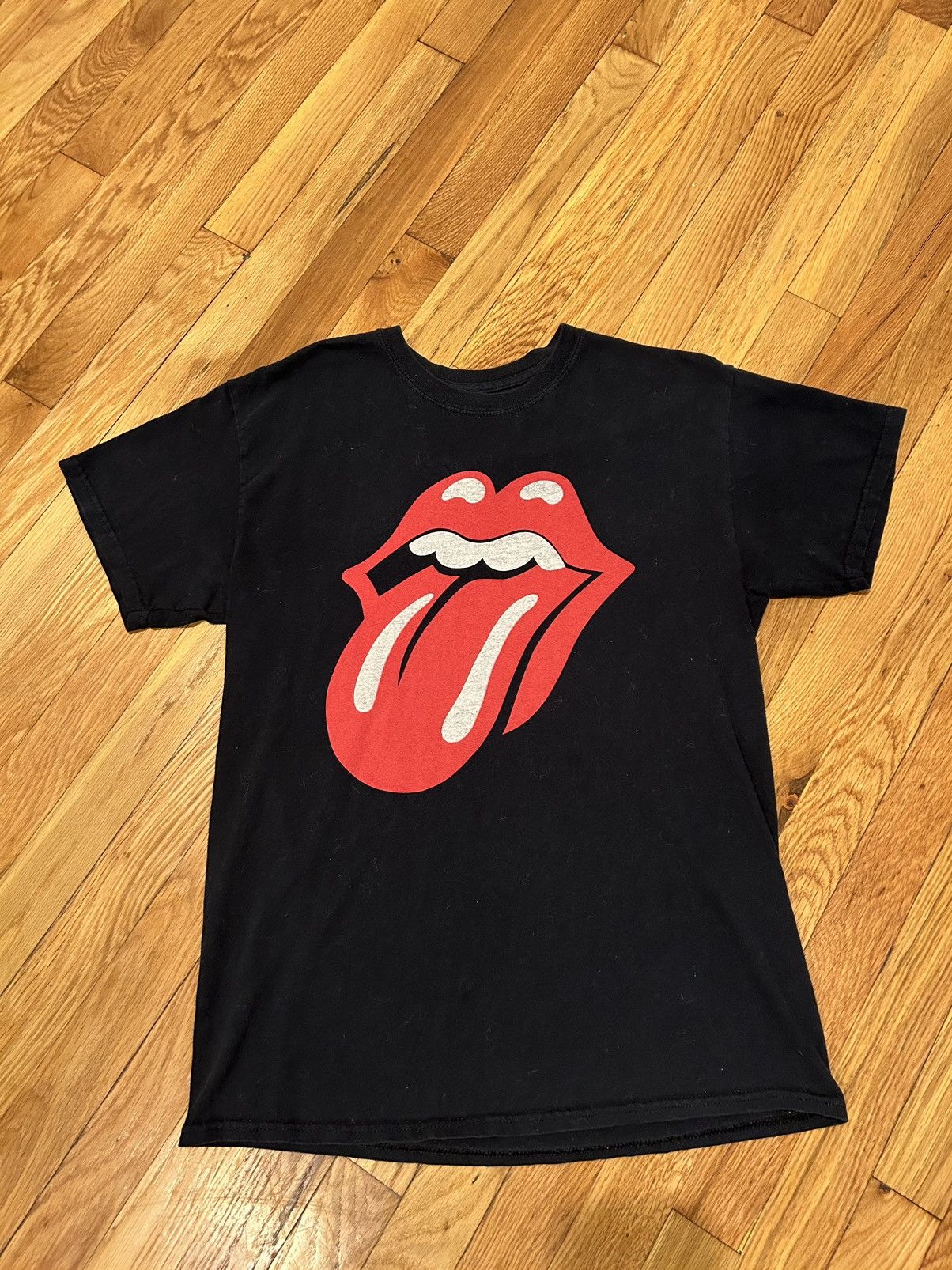 The Rolling Stones × Vintage VINTAGE ROLLING STONES TOUR TEE Size US S / EU 44-46 / 1 - 1 Thumbnail