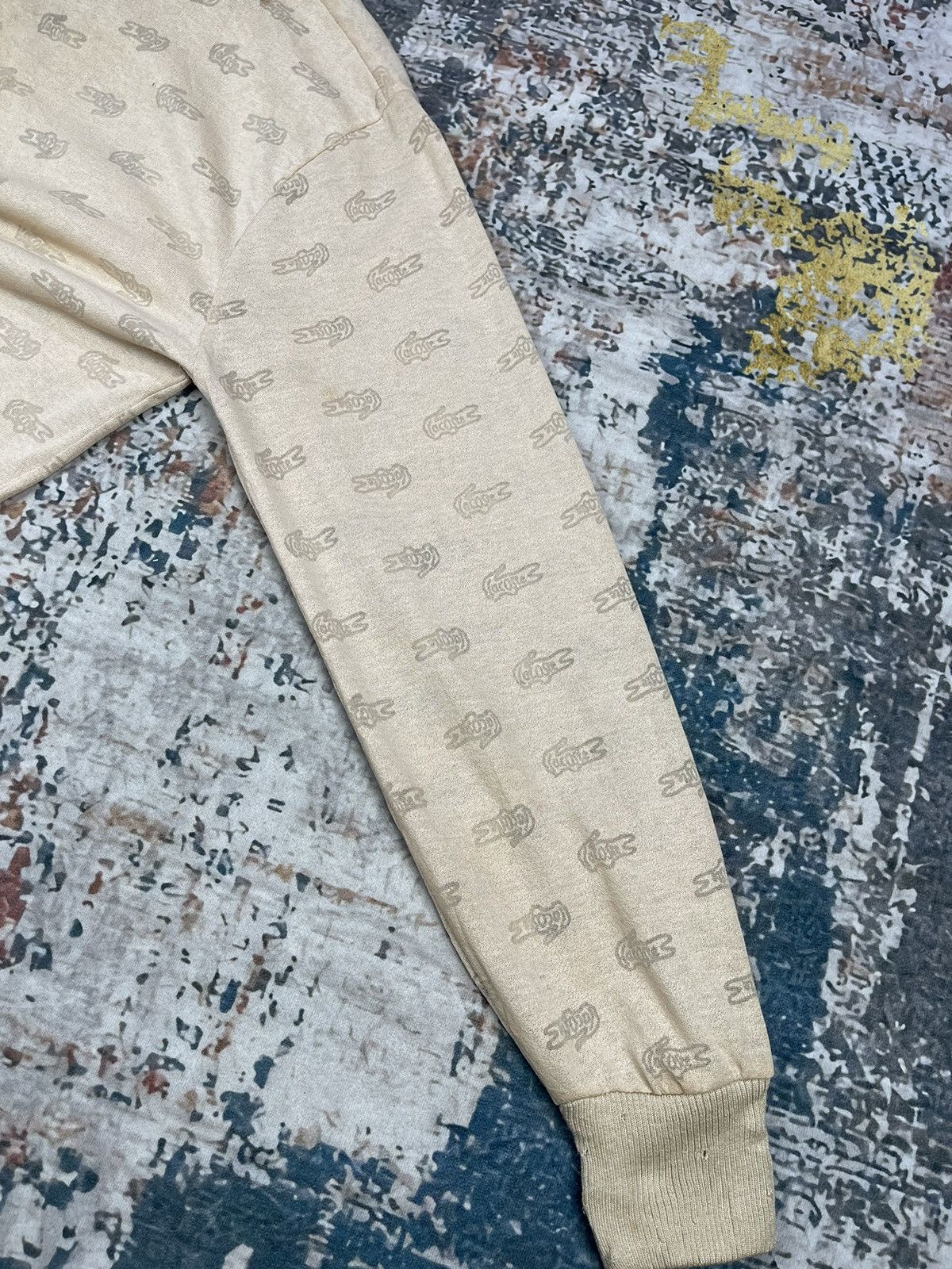 Lacoste Vintage Lacoste Full Monogram V Neck Jumper Sweater Size US S / EU 44-46 / 1 - 13 Thumbnail