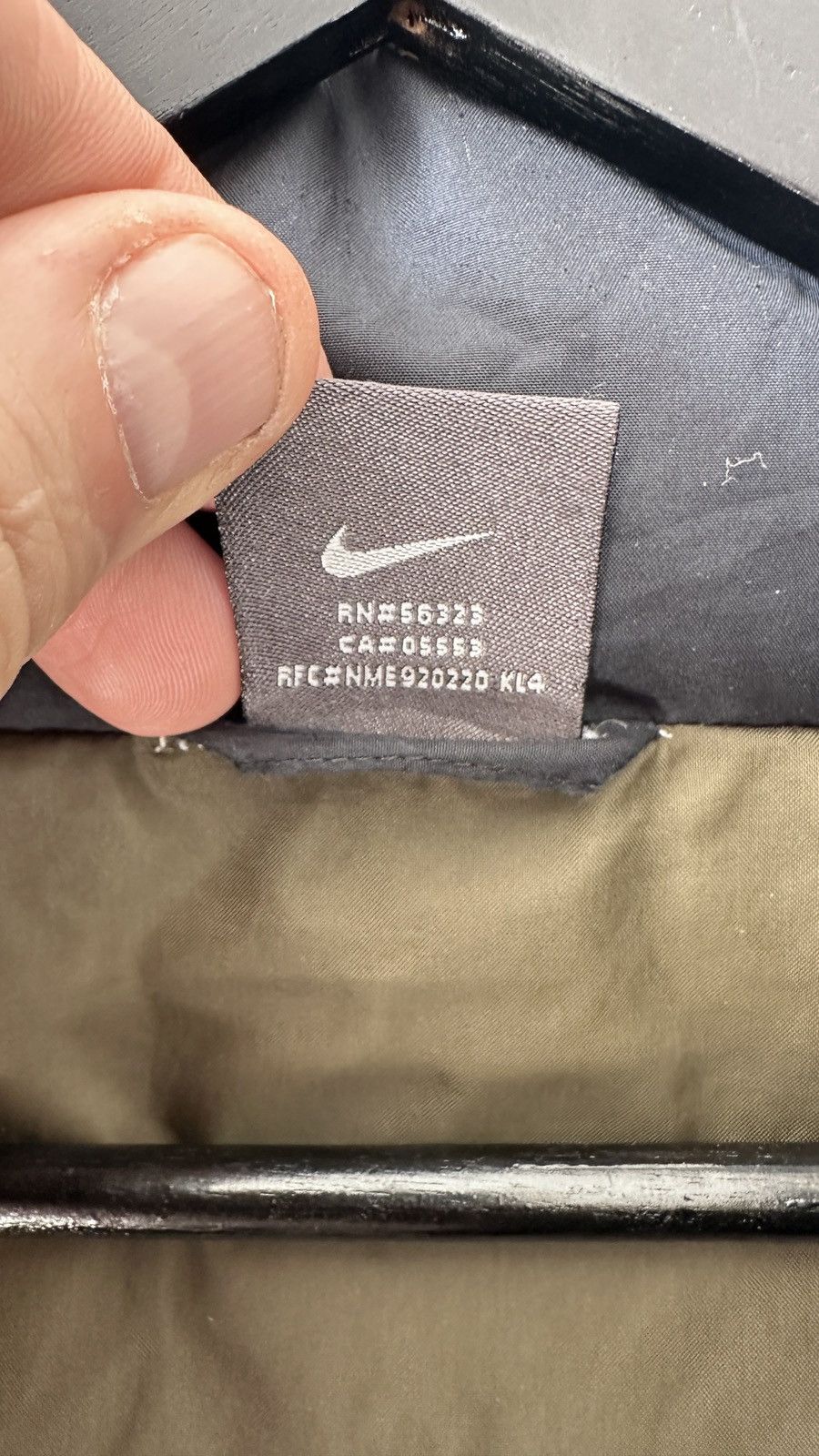 Nike Vintage Nike Puffer Jacket Down Insulated Outerwear 90s Y2K Size US L / EU 52-54 / 3 - 17 Thumbnail