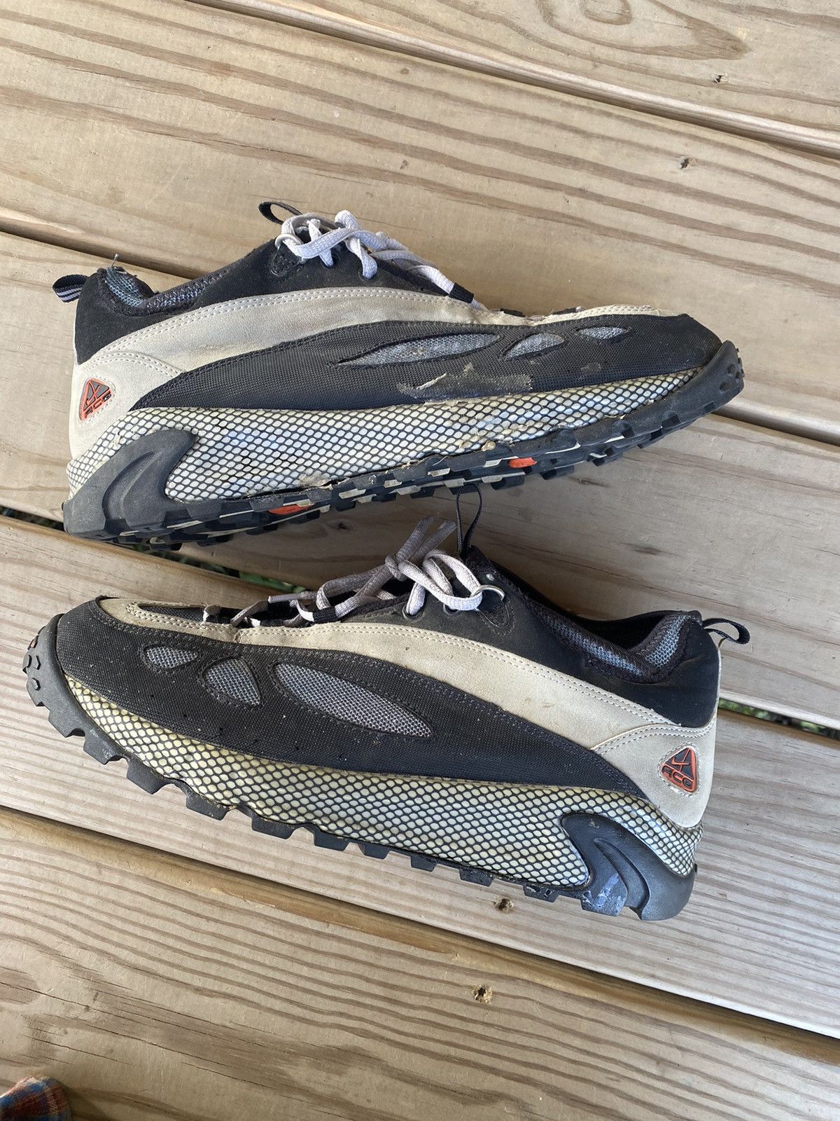 Nike ACG 1999 vintage acg trail sneakers 10m Size US 10 / EU 43 - 2 Thumbnail